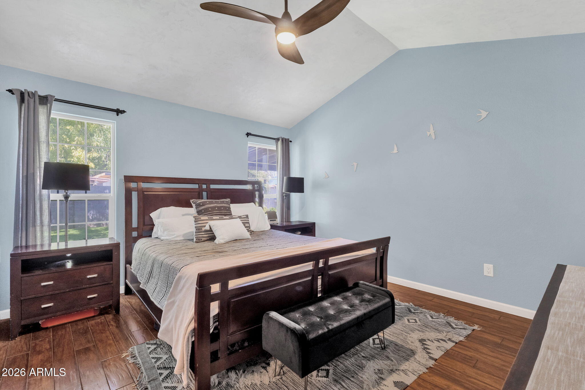 3618 W DEL RIO Street