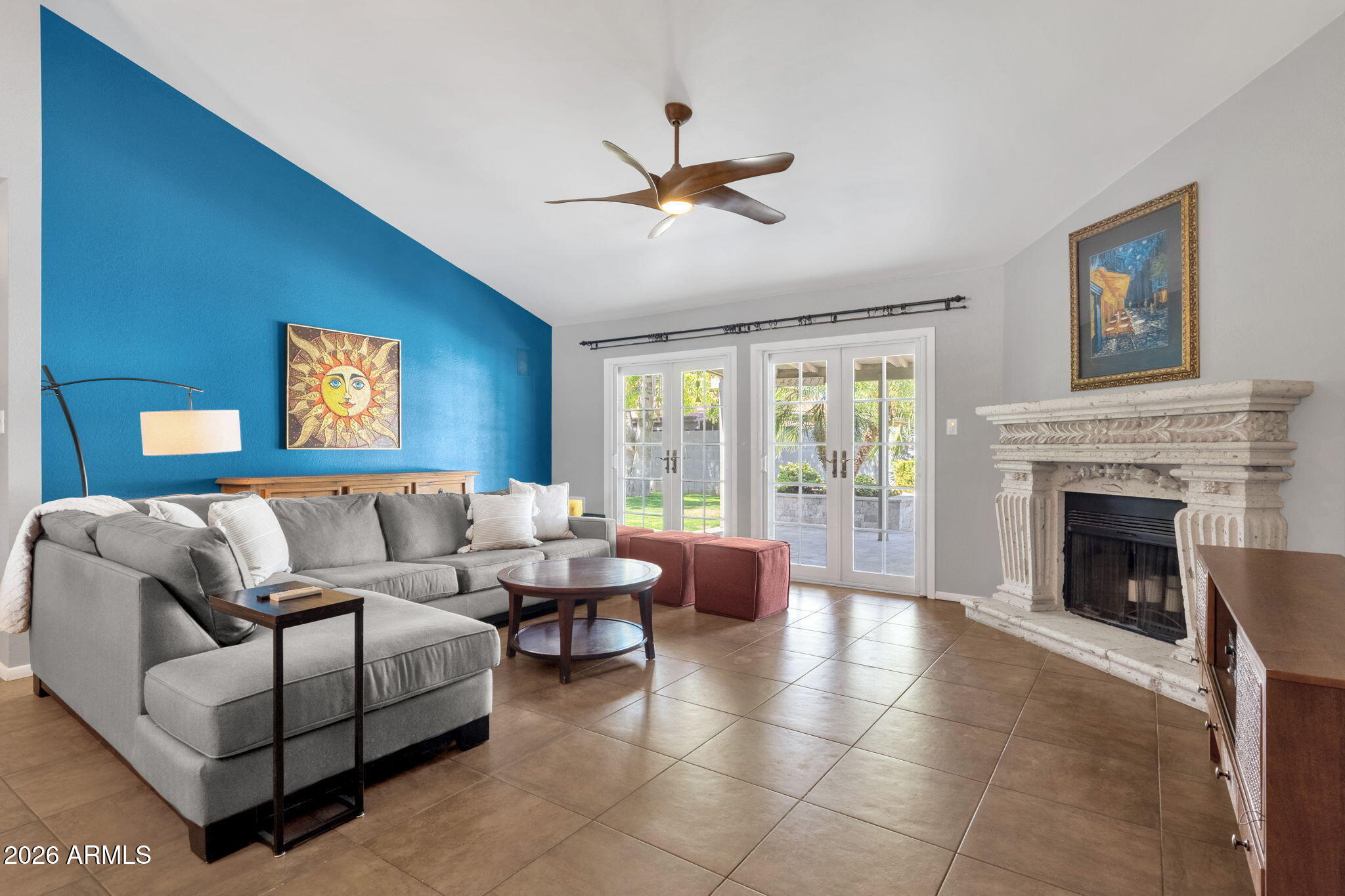 3618 W DEL RIO Street