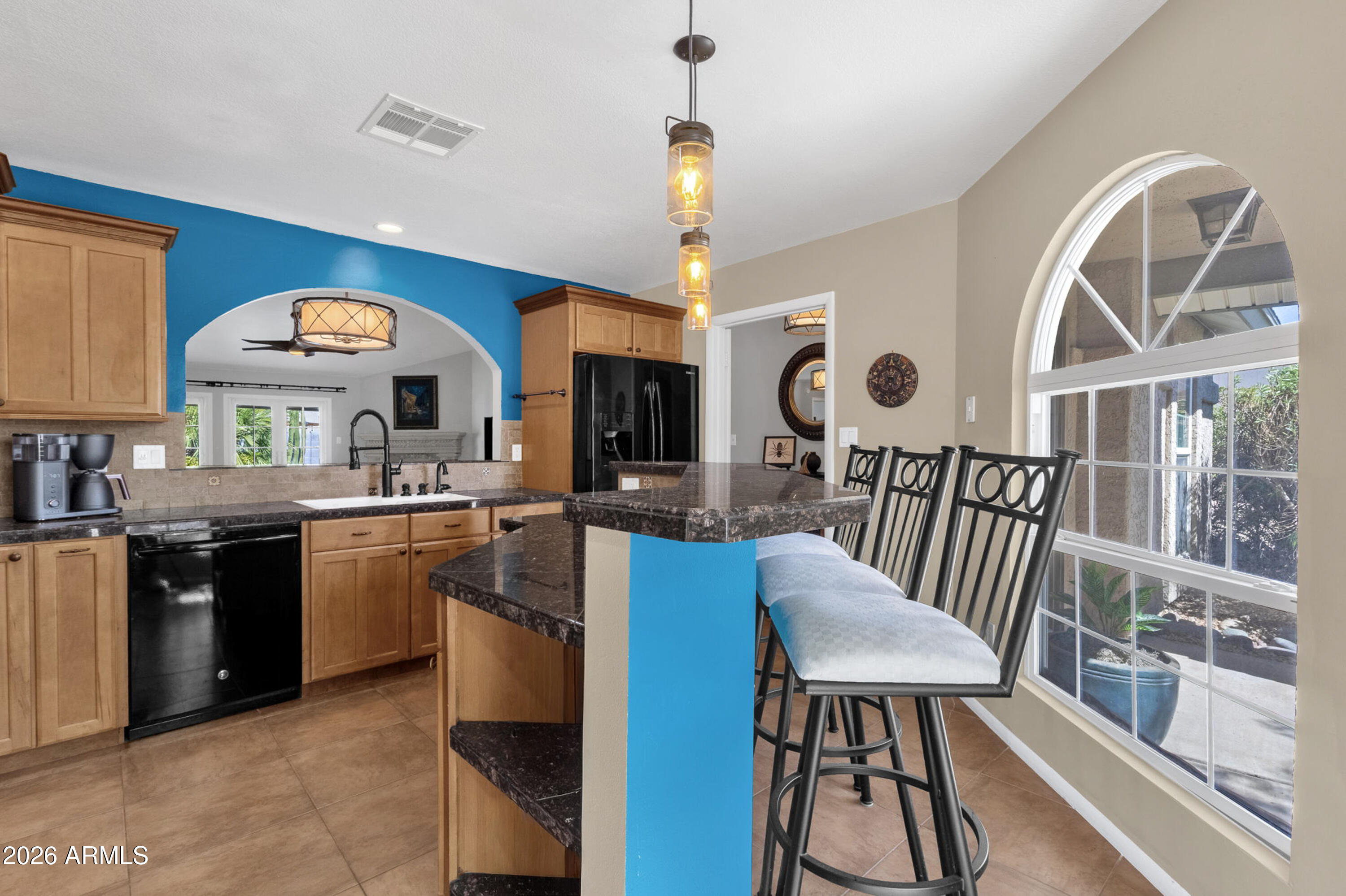 3618 W DEL RIO Street