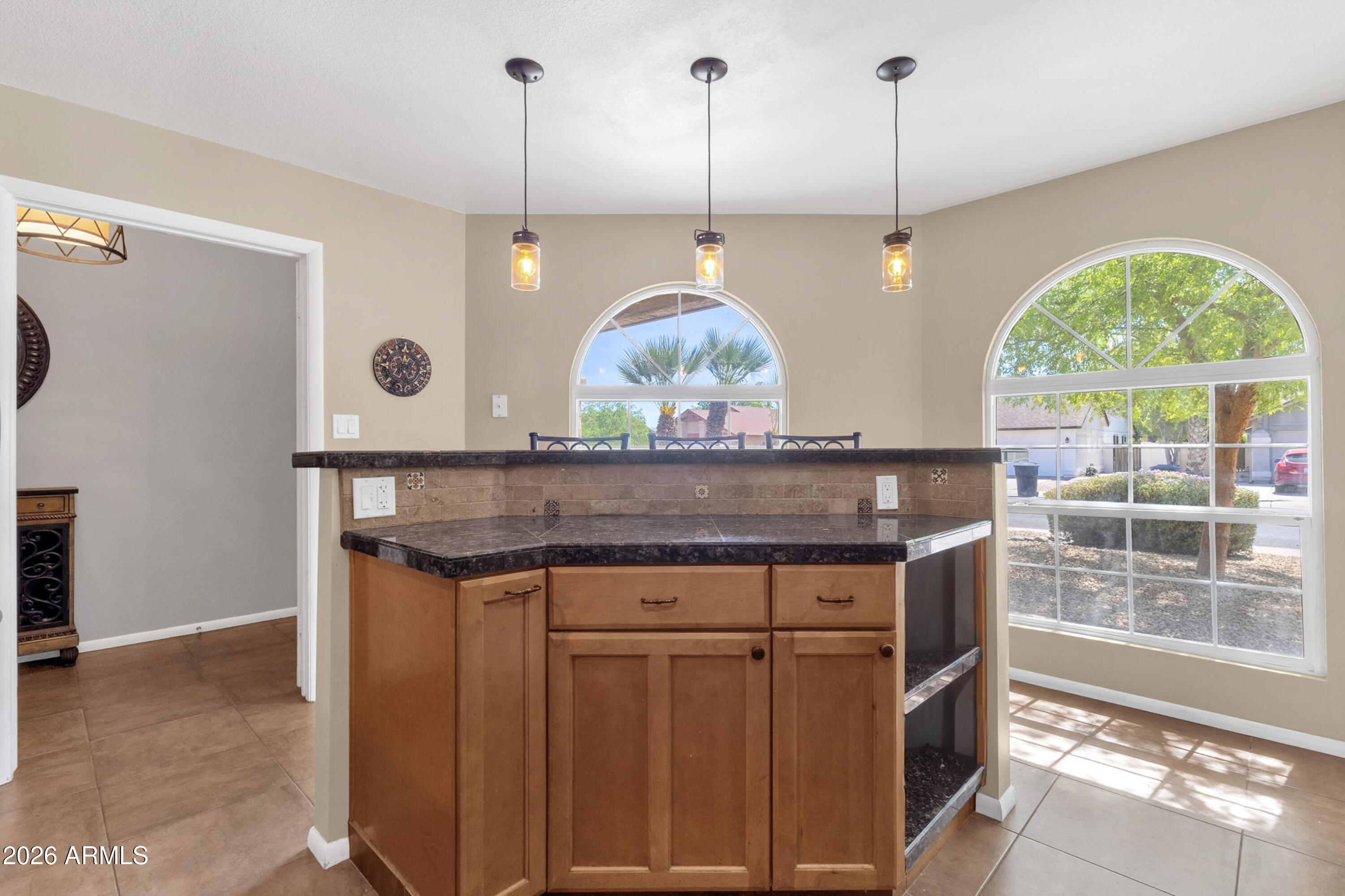 3618 W DEL RIO Street