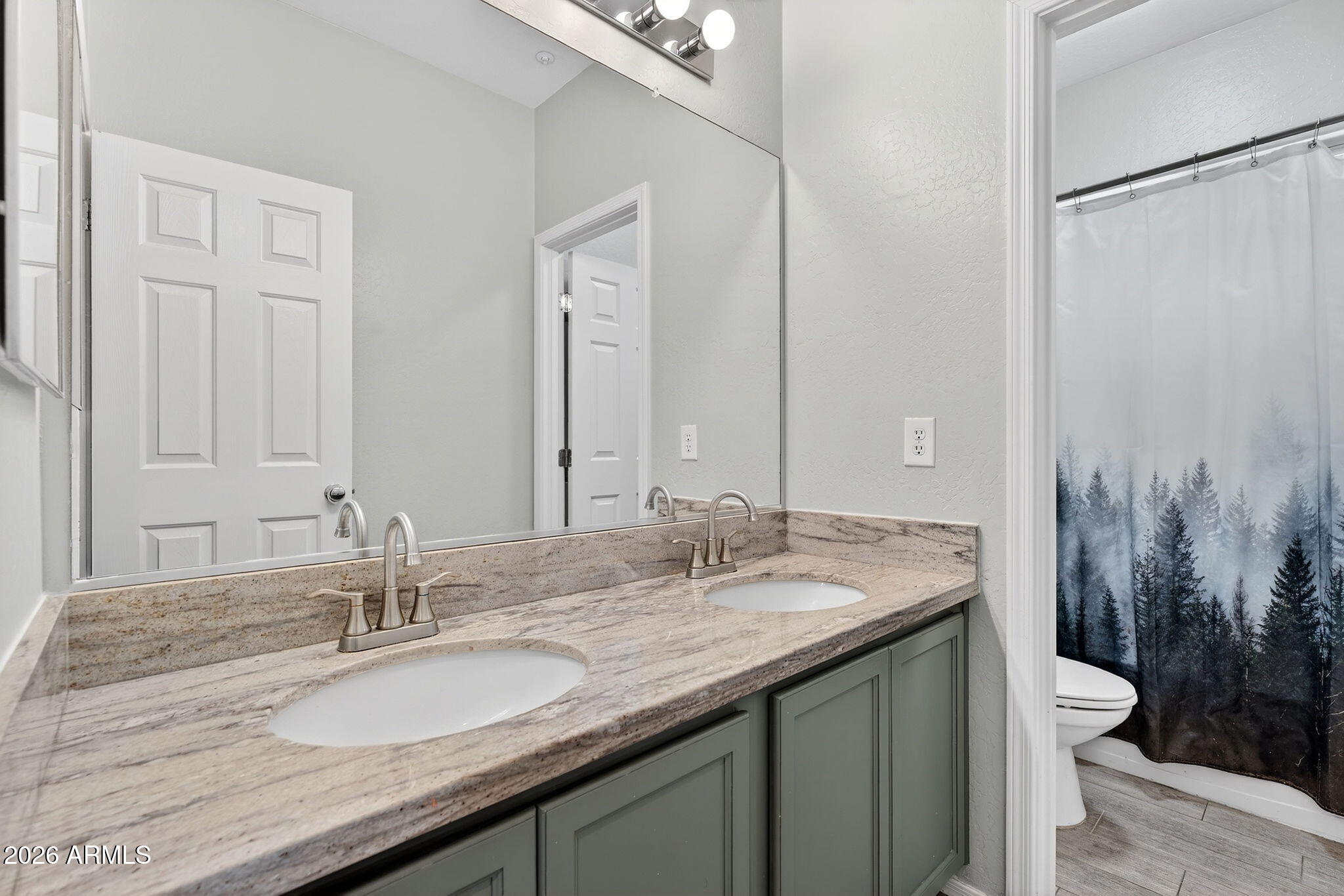 1317 S BANNING Street