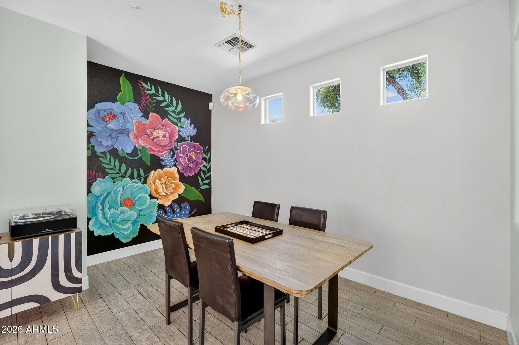 1317 S BANNING Street