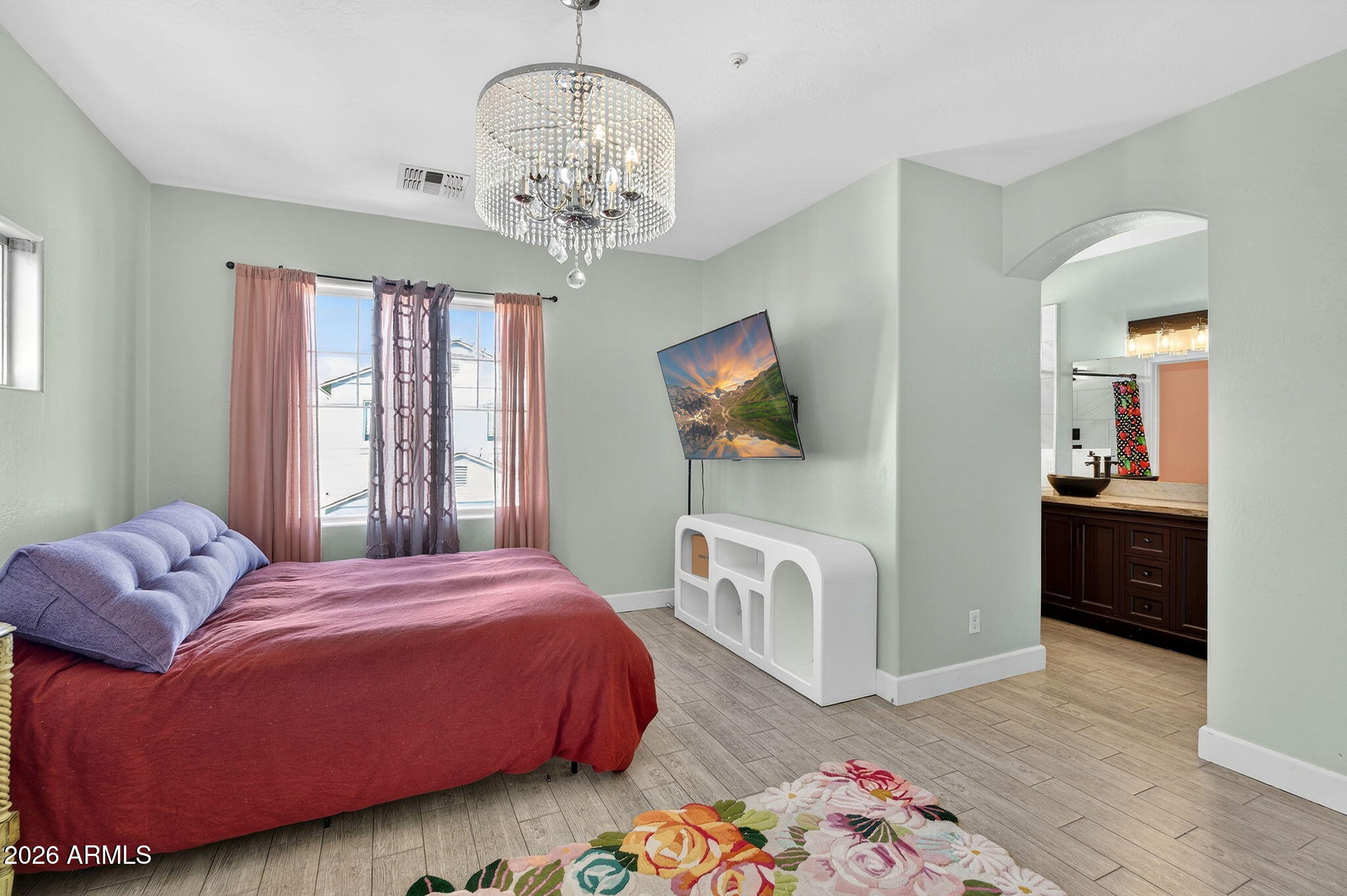 1317 S BANNING Street