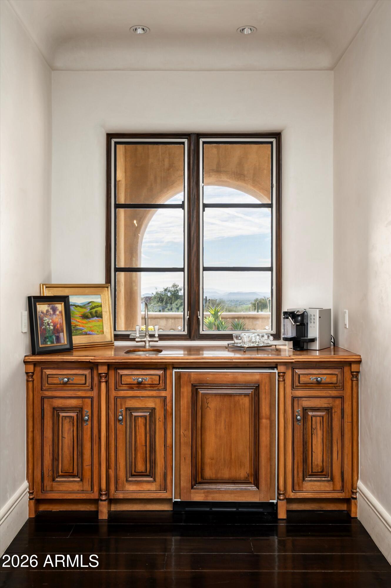10040 E HAPPY VALLEY Road 8