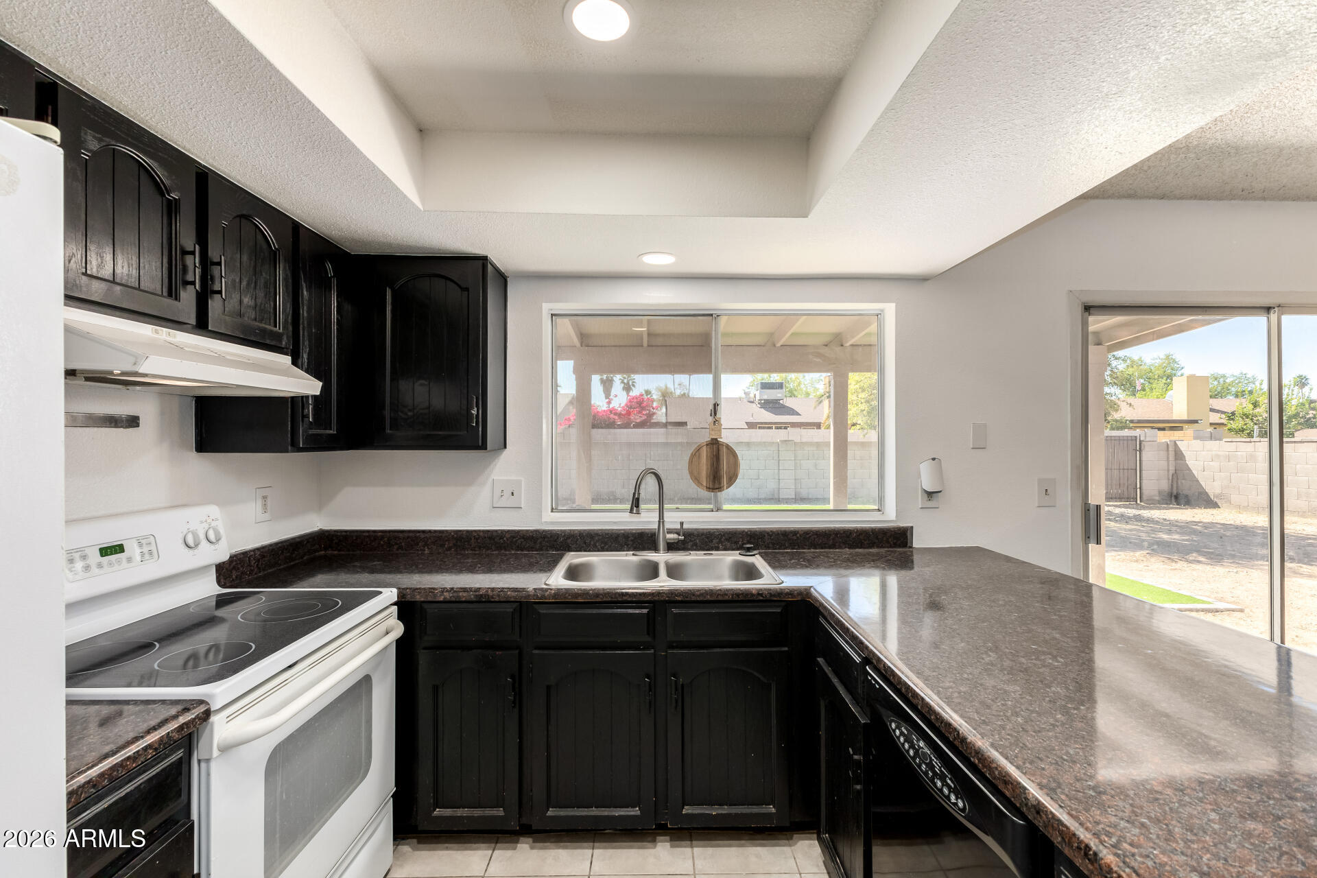 1209 W MARLBORO Drive