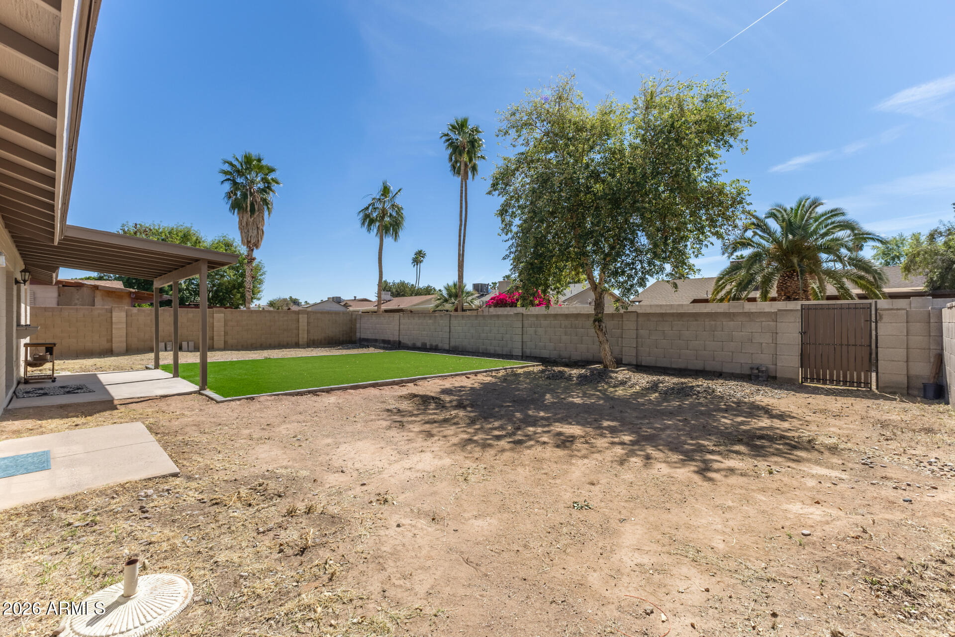 1209 W MARLBORO Drive