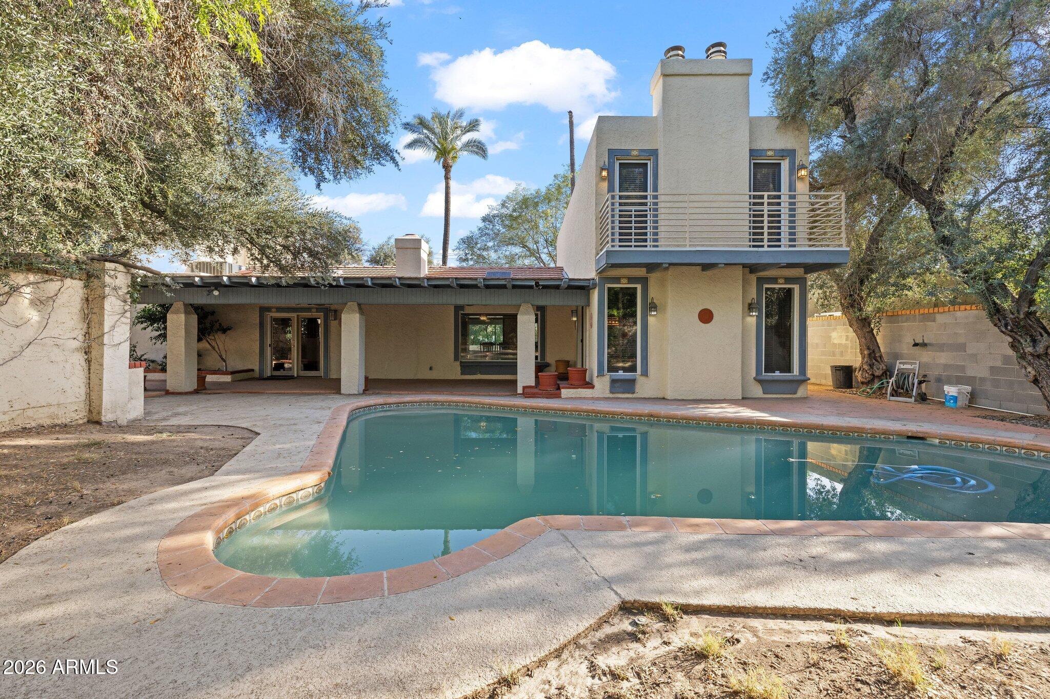 14 E ORANGEWOOD Avenue