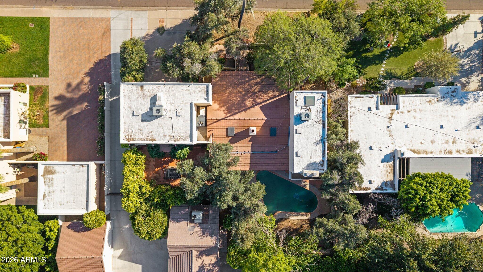 14 E ORANGEWOOD Avenue