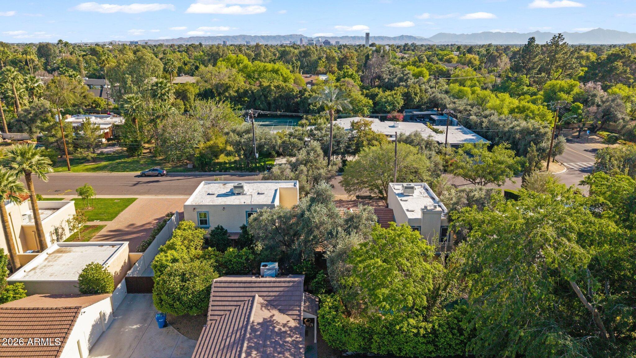 14 E ORANGEWOOD Avenue