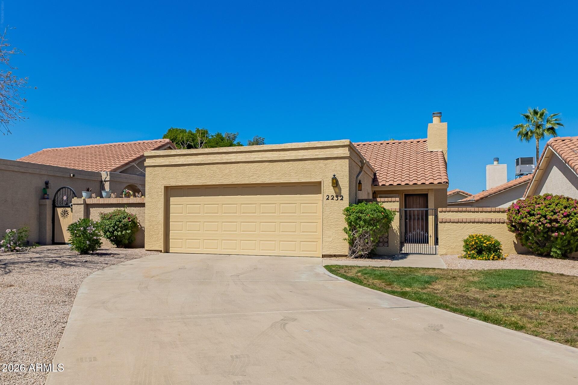 2232 W IRONWOOD Drive