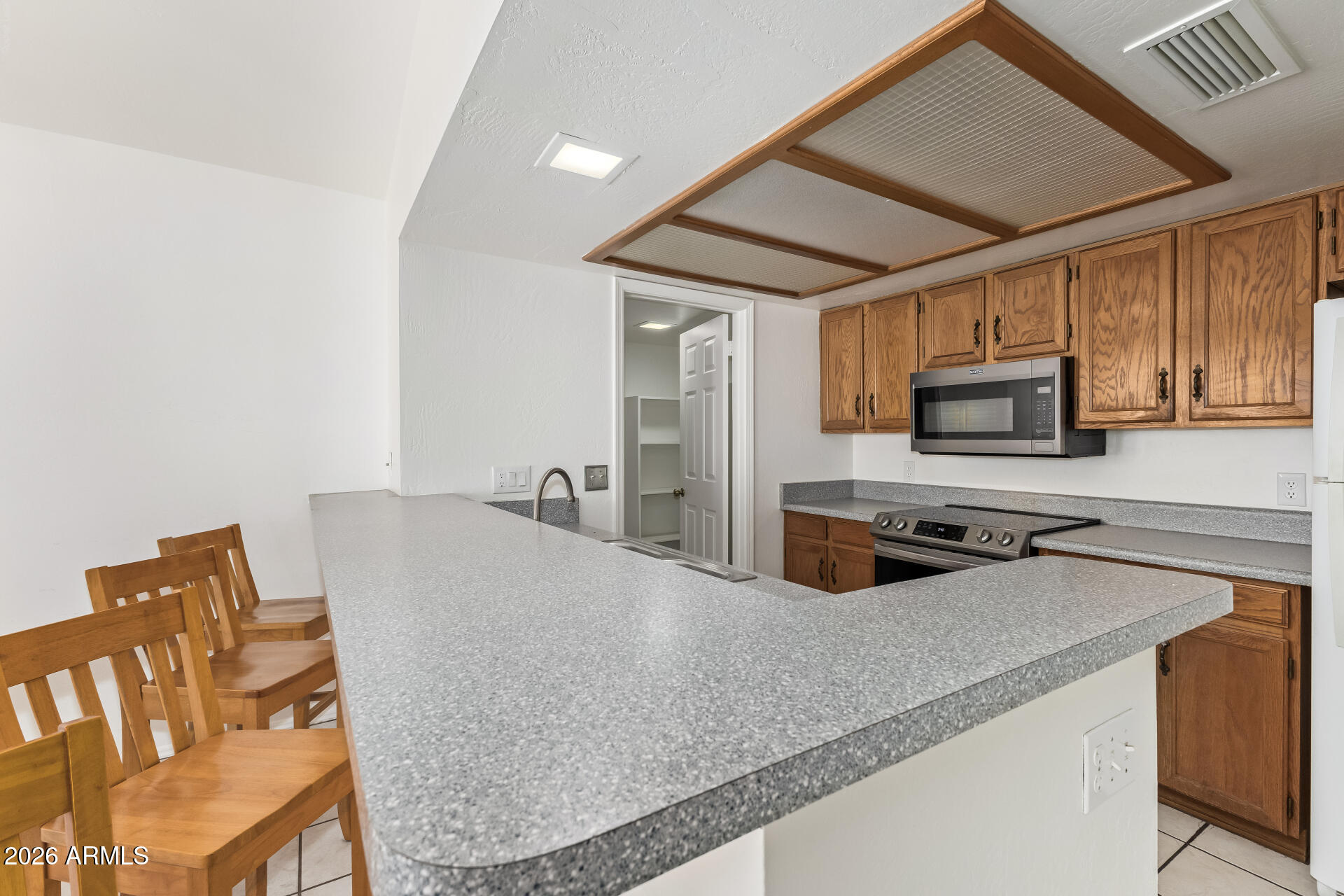 2232 W IRONWOOD Drive