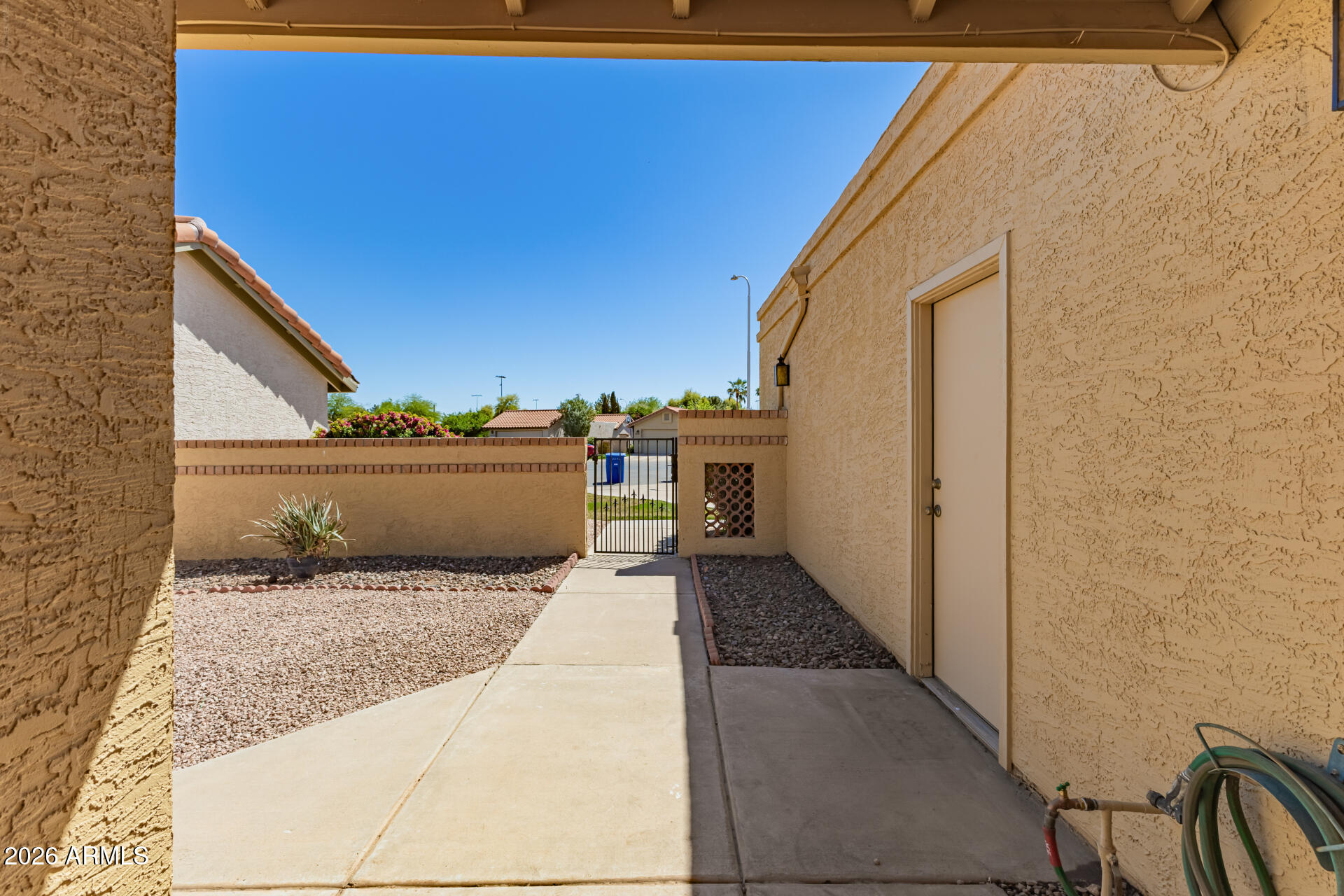 2232 W IRONWOOD Drive