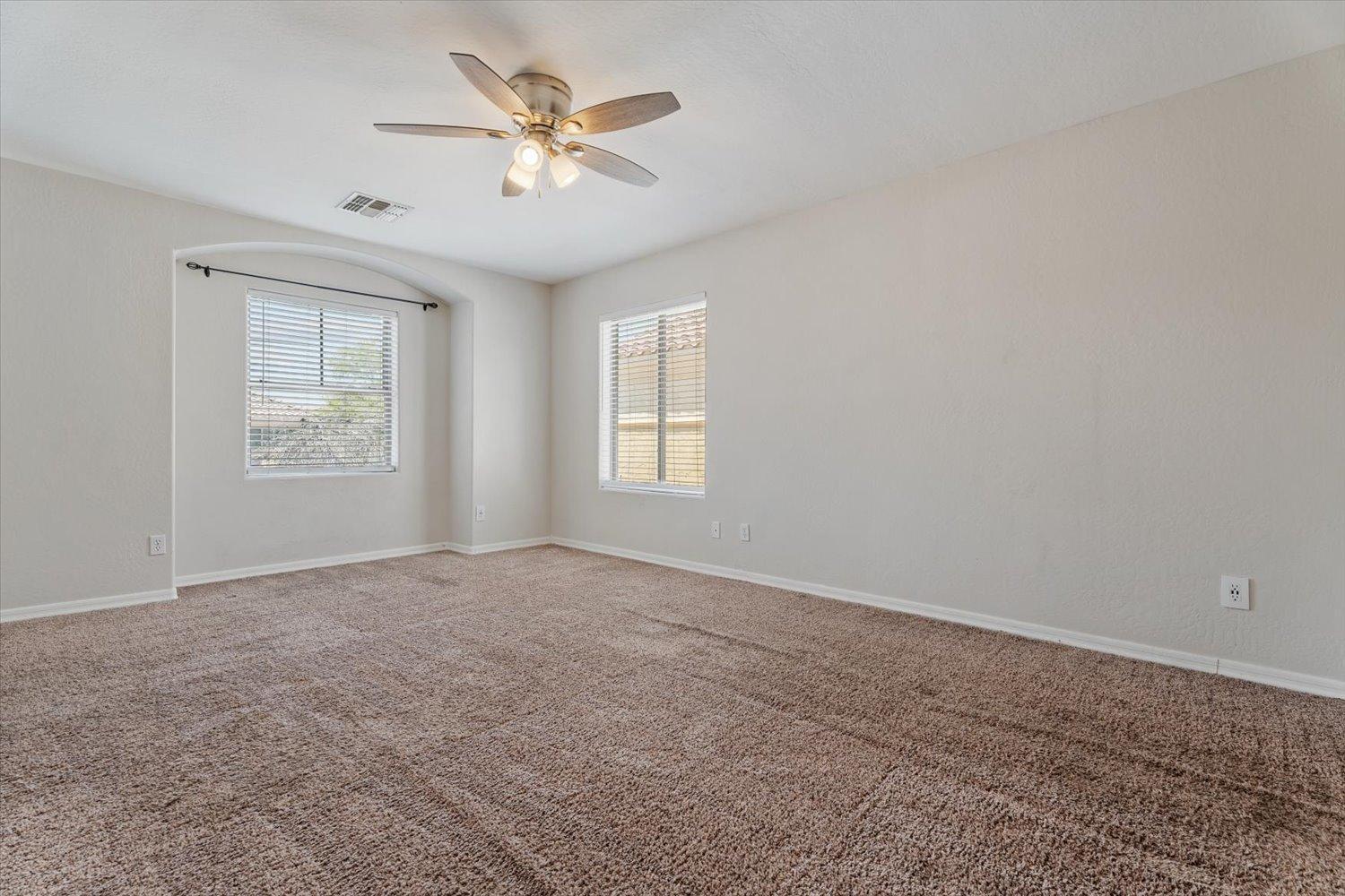 1423 S Newberry Lane