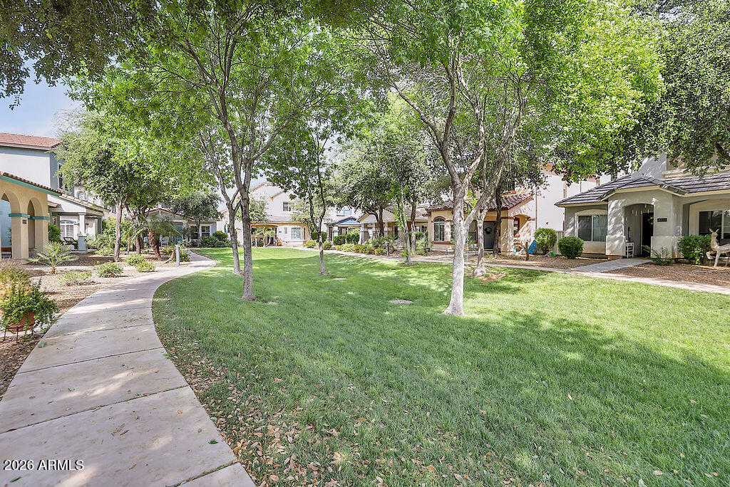 3116 E TAMARISK Street