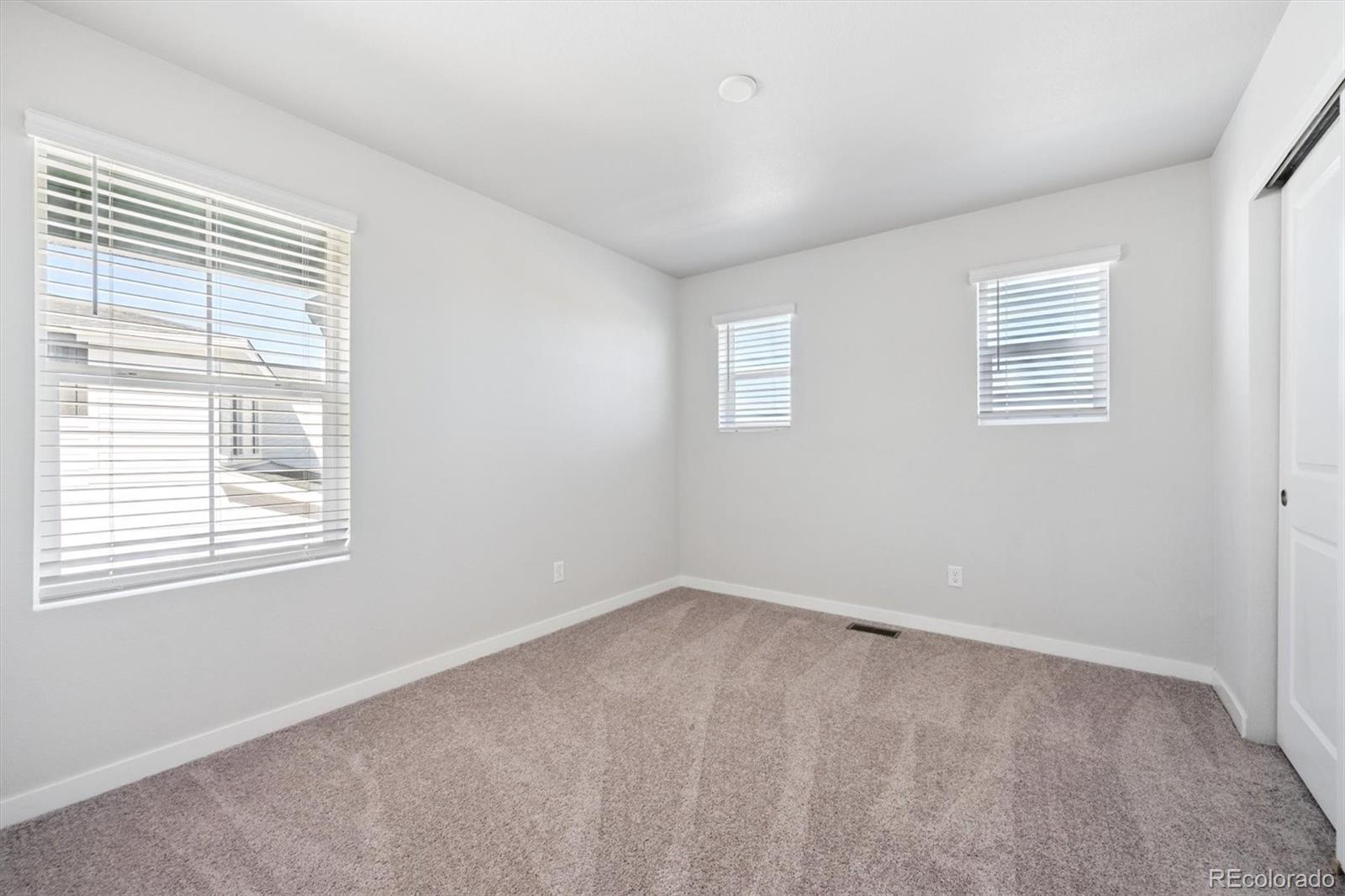 18978 E 94th Place