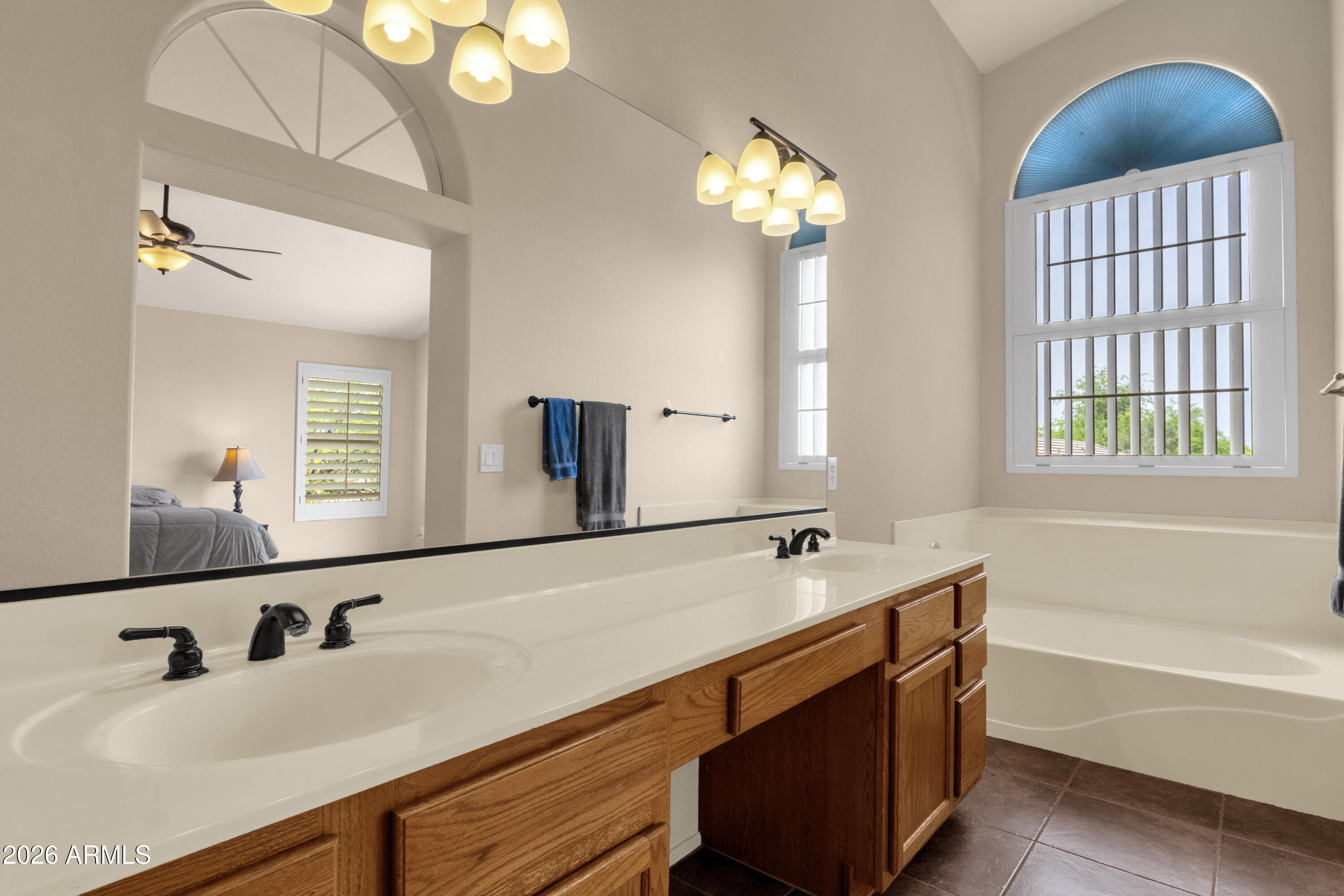 4507 E GATEWOOD Road