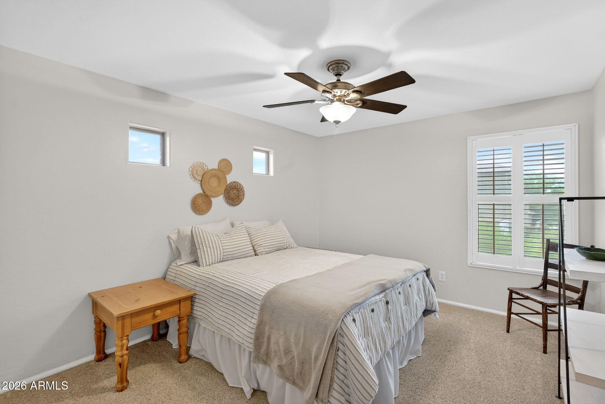 897 W HOLSTEIN Trail