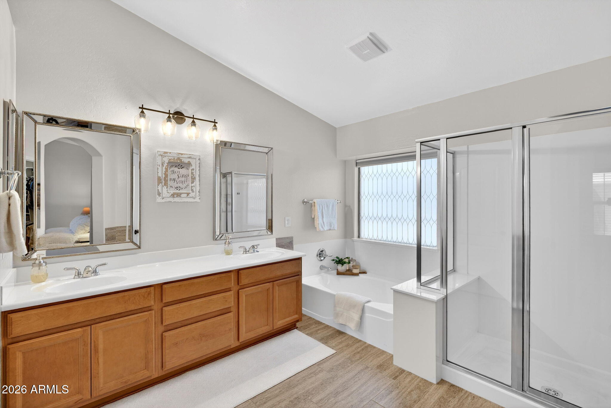 897 W HOLSTEIN Trail