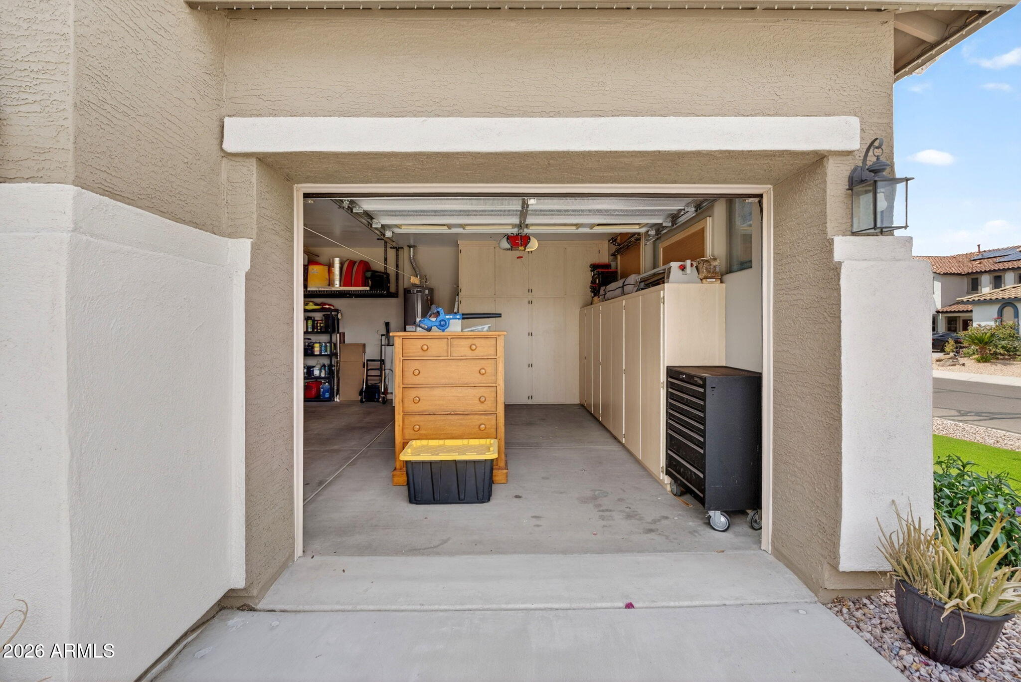 897 W HOLSTEIN Trail