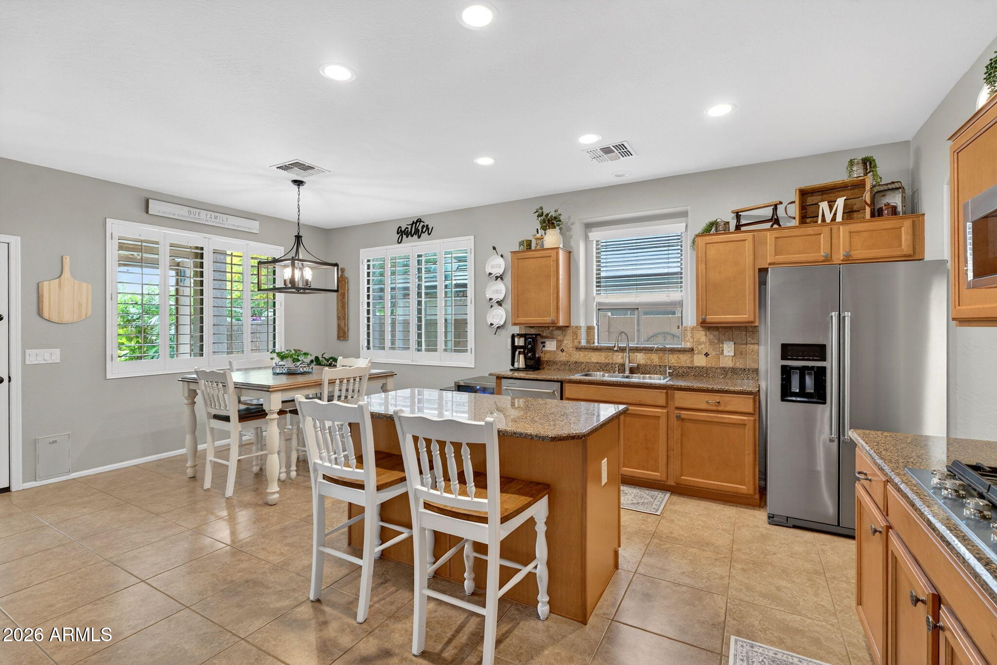 897 W HOLSTEIN Trail