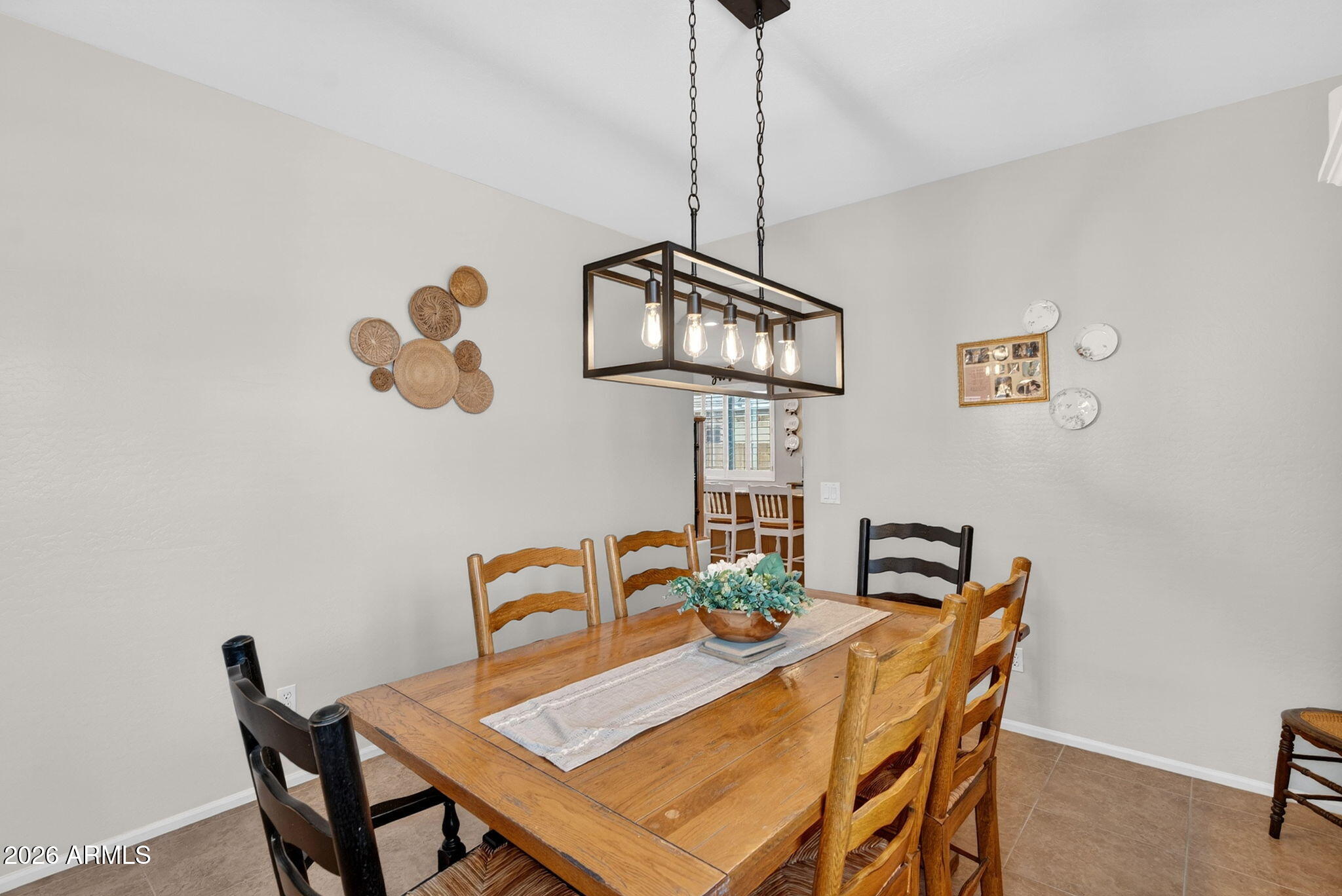 897 W HOLSTEIN Trail