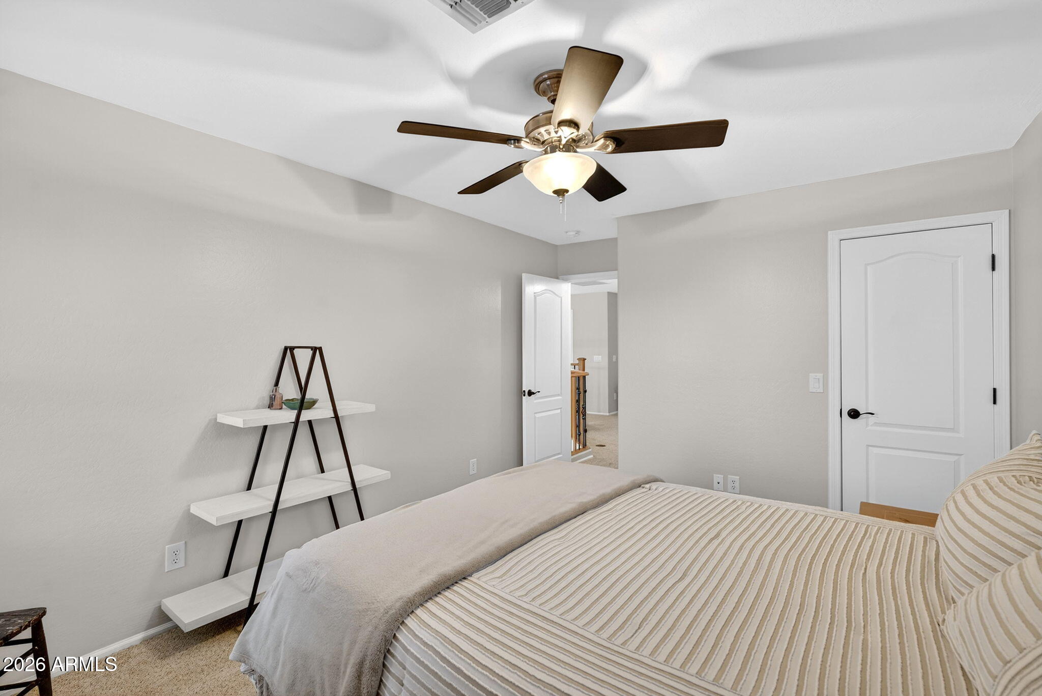 897 W HOLSTEIN Trail