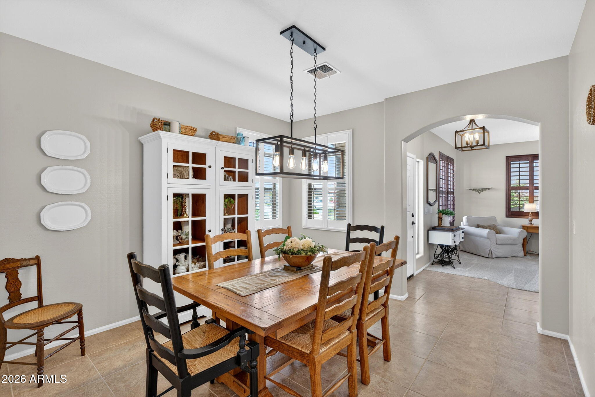 897 W HOLSTEIN Trail