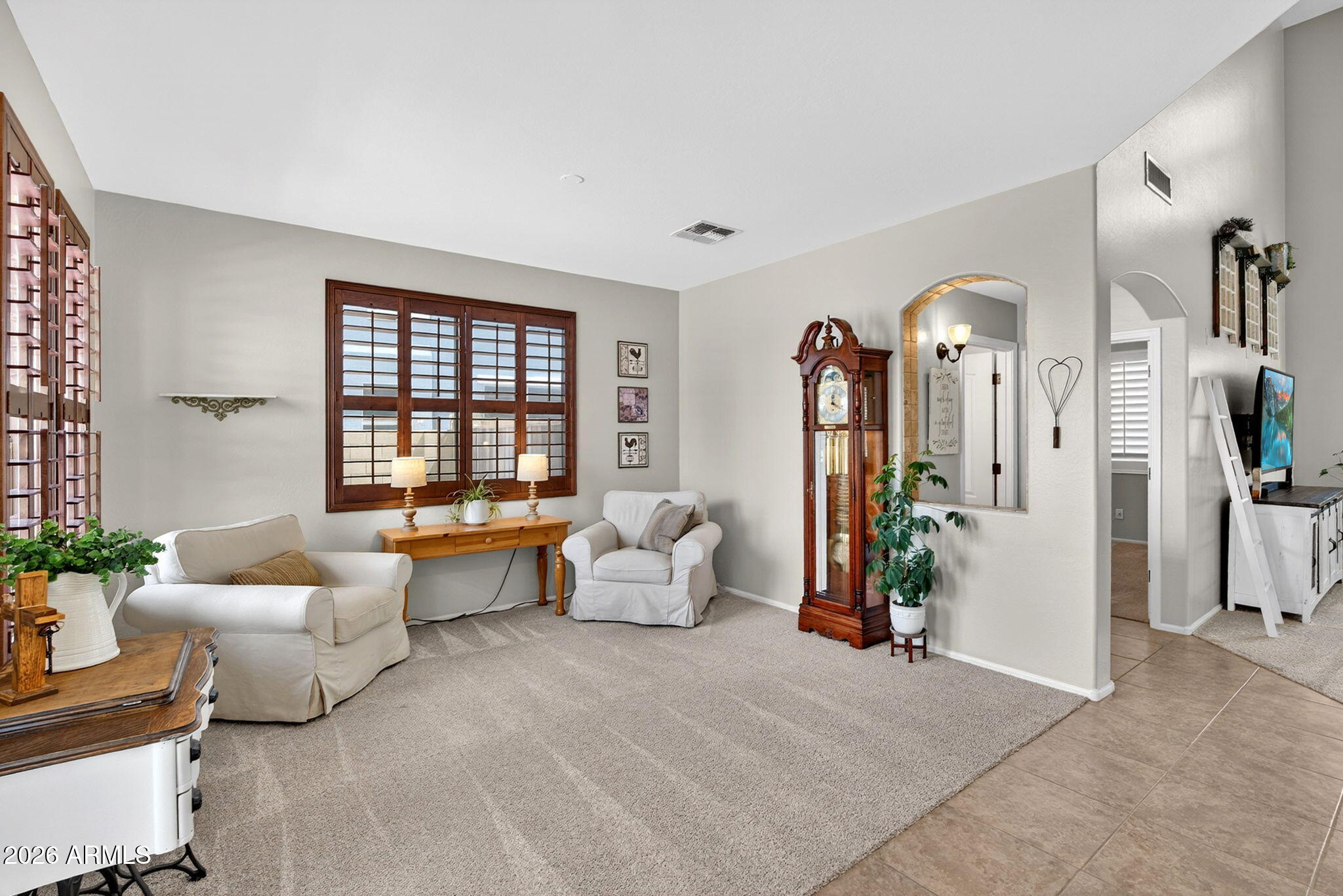 897 W HOLSTEIN Trail