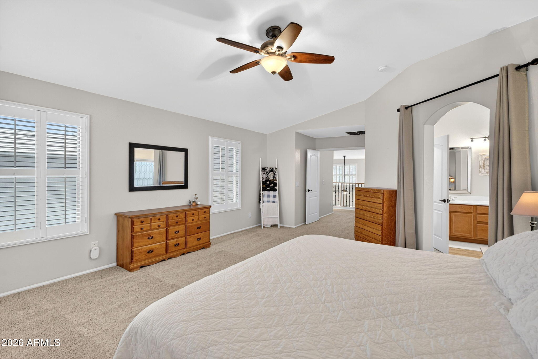 897 W HOLSTEIN Trail