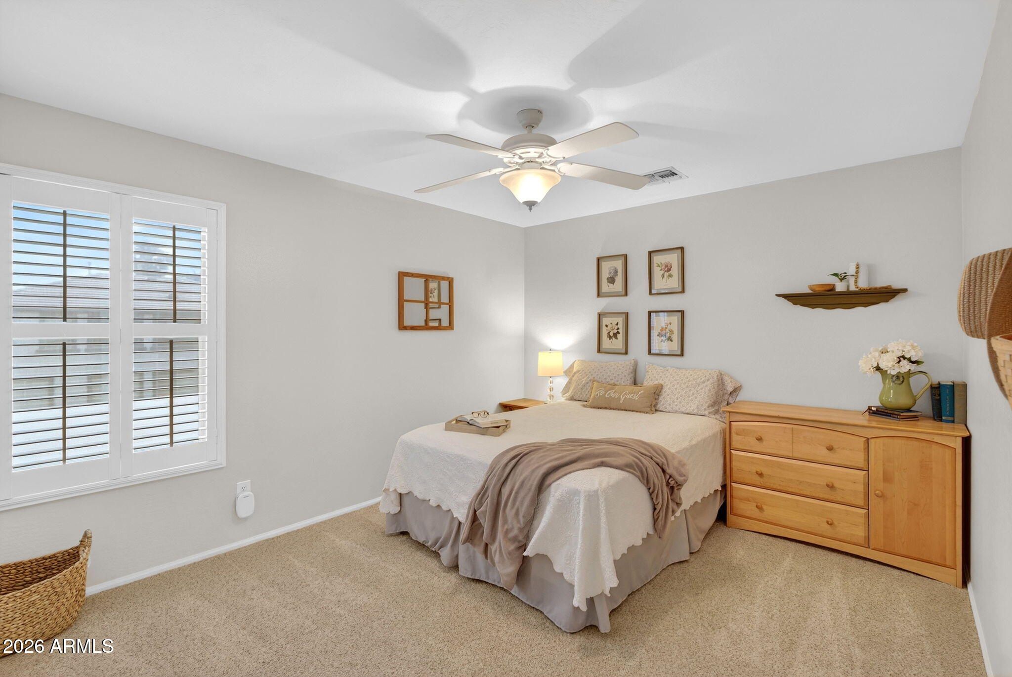 897 W HOLSTEIN Trail