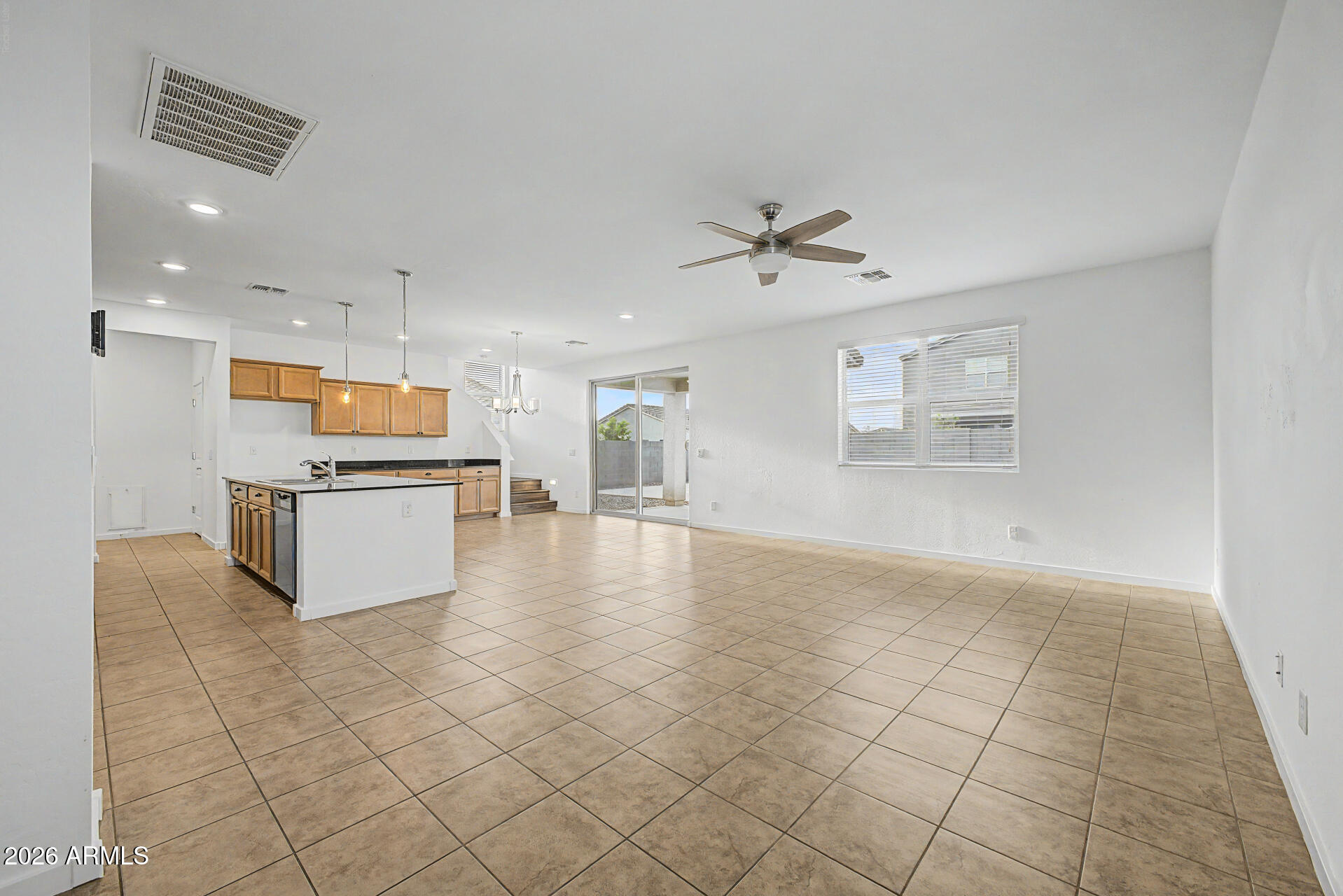 7270 E TEAL Way