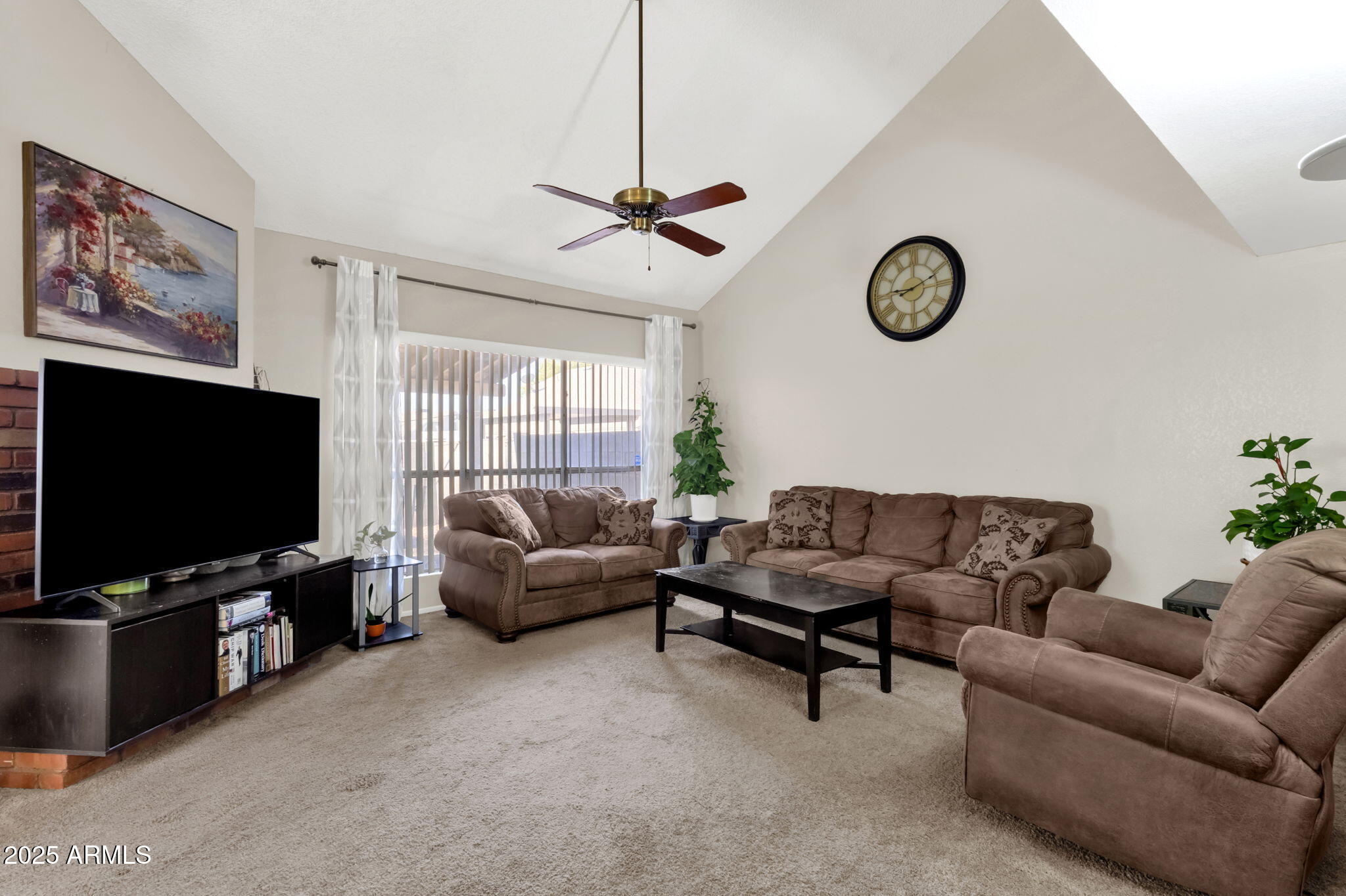 3833 W IVANHOE Street