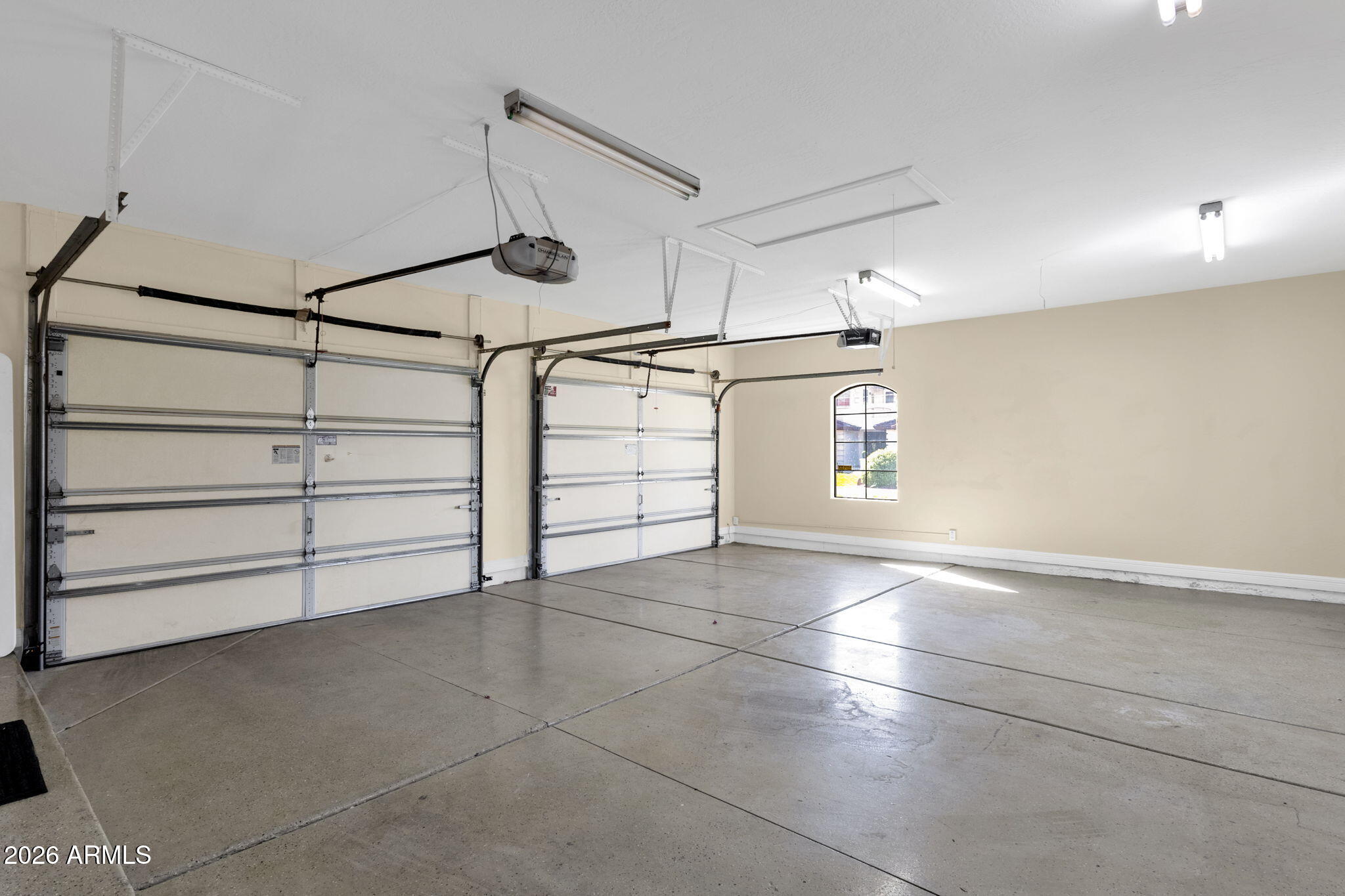 1334 W Sandpiper Drive