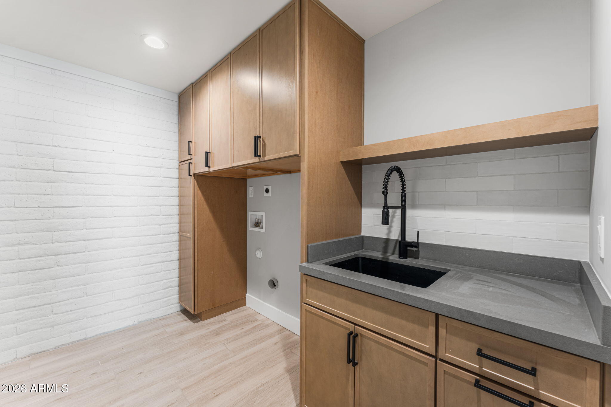 6051 N 23RD Place