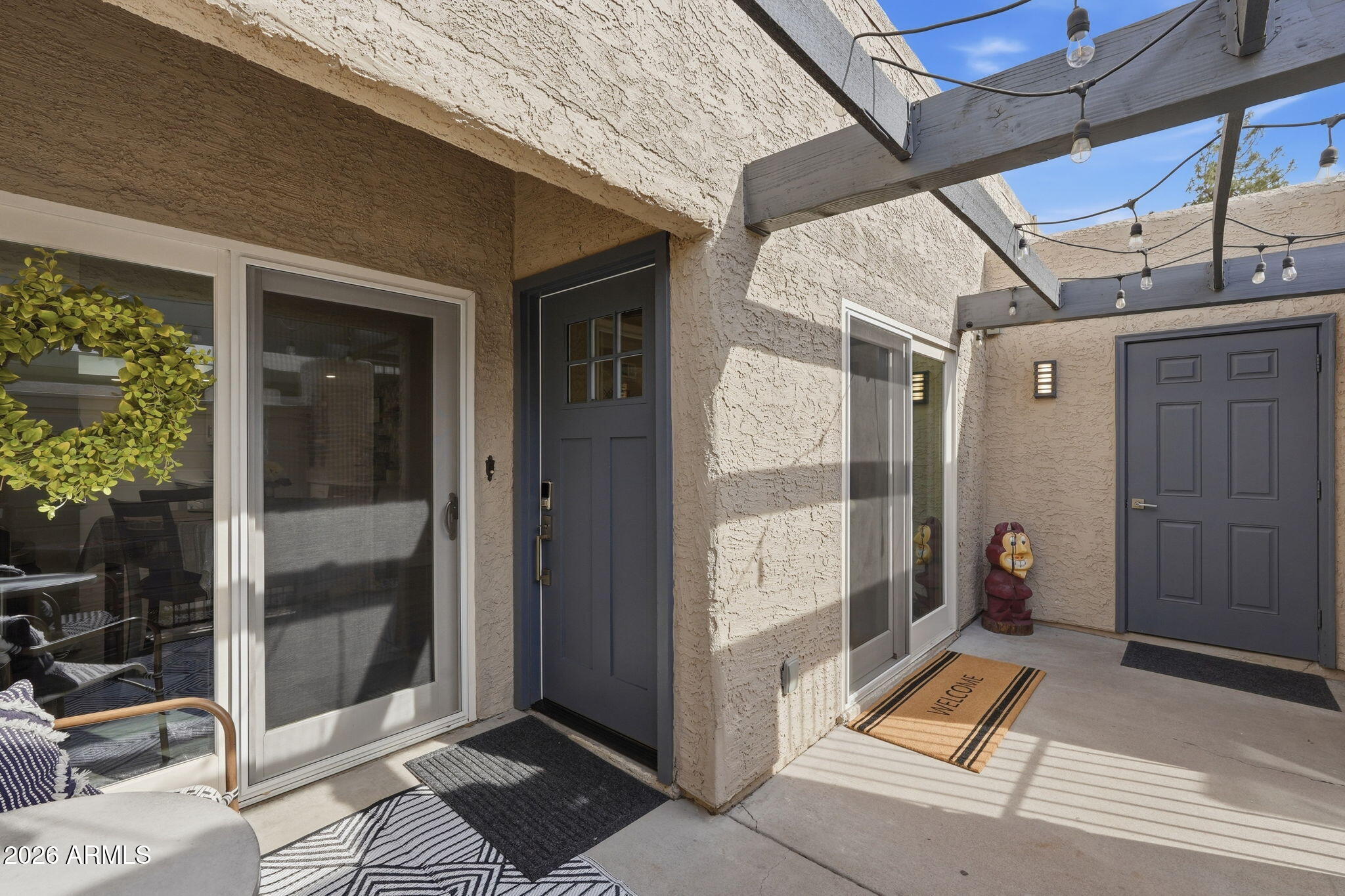562 S ALLRED Drive