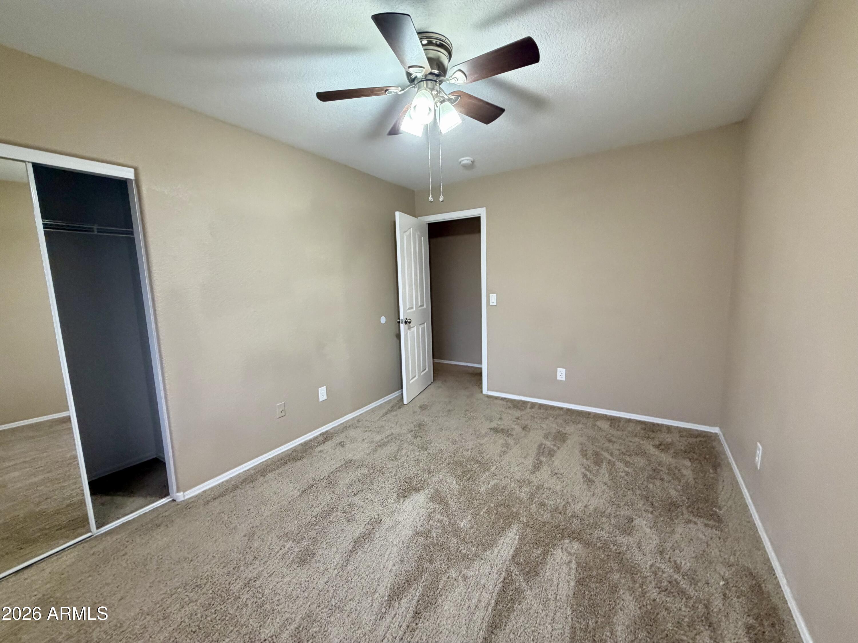 4668 E MEADOW LARK Way