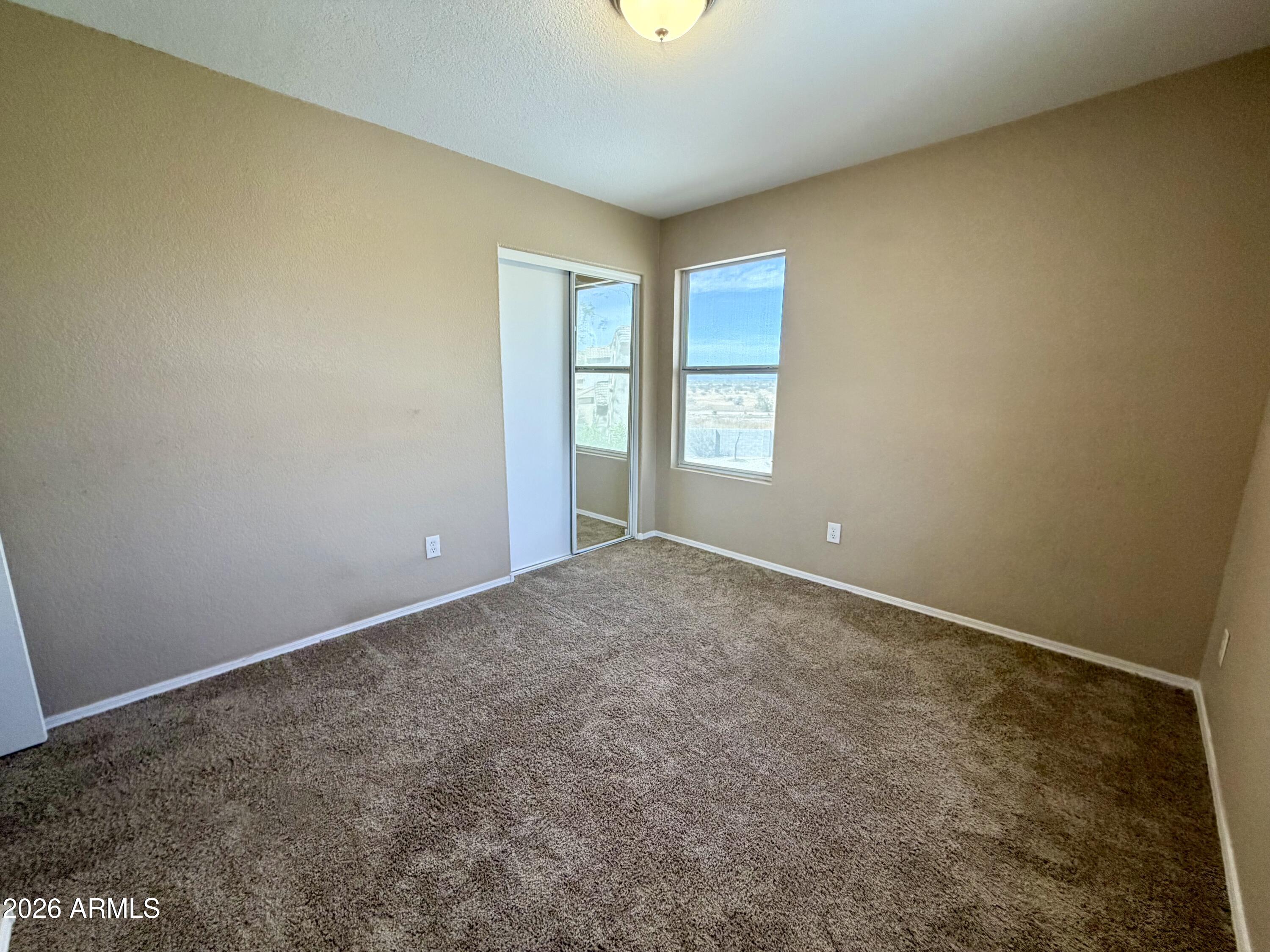 4668 E MEADOW LARK Way