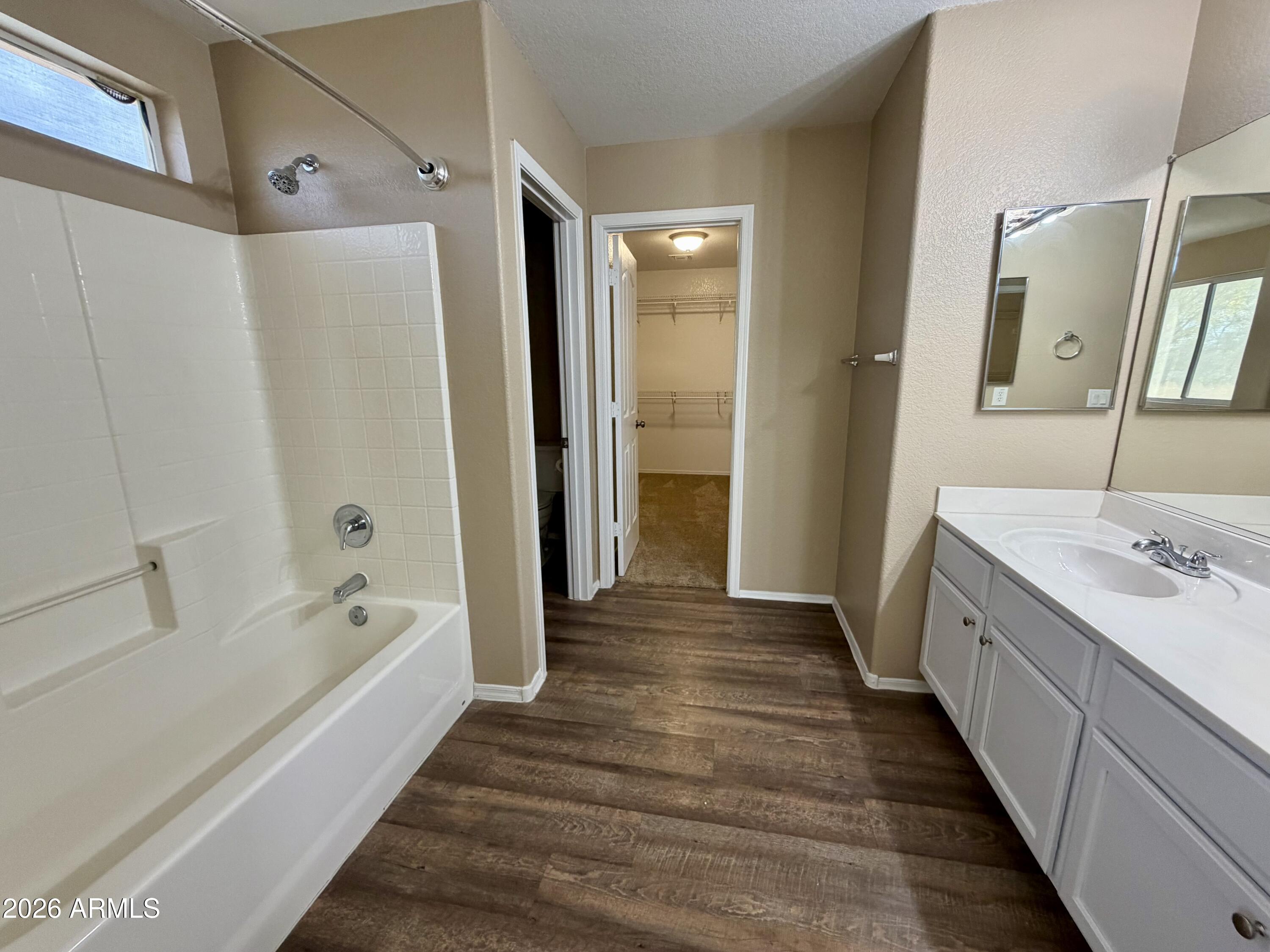 4668 E MEADOW LARK Way