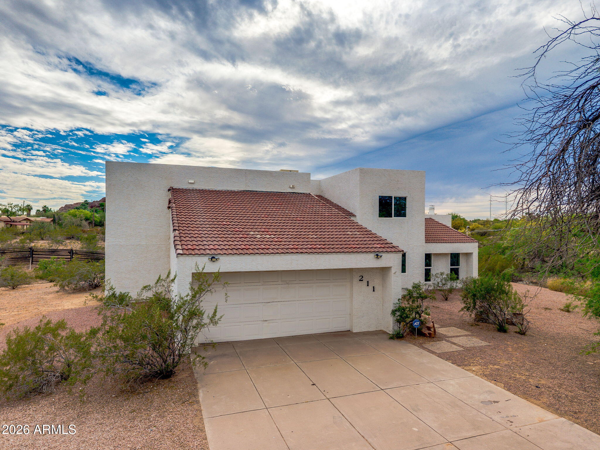211 E CAMPO DESIERTO Road