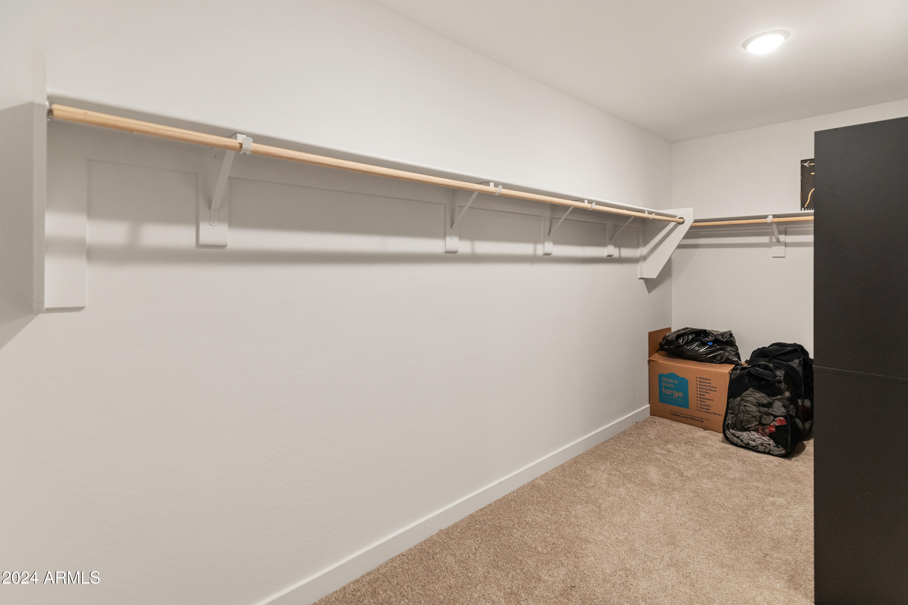 16848 W ALICE Avenue