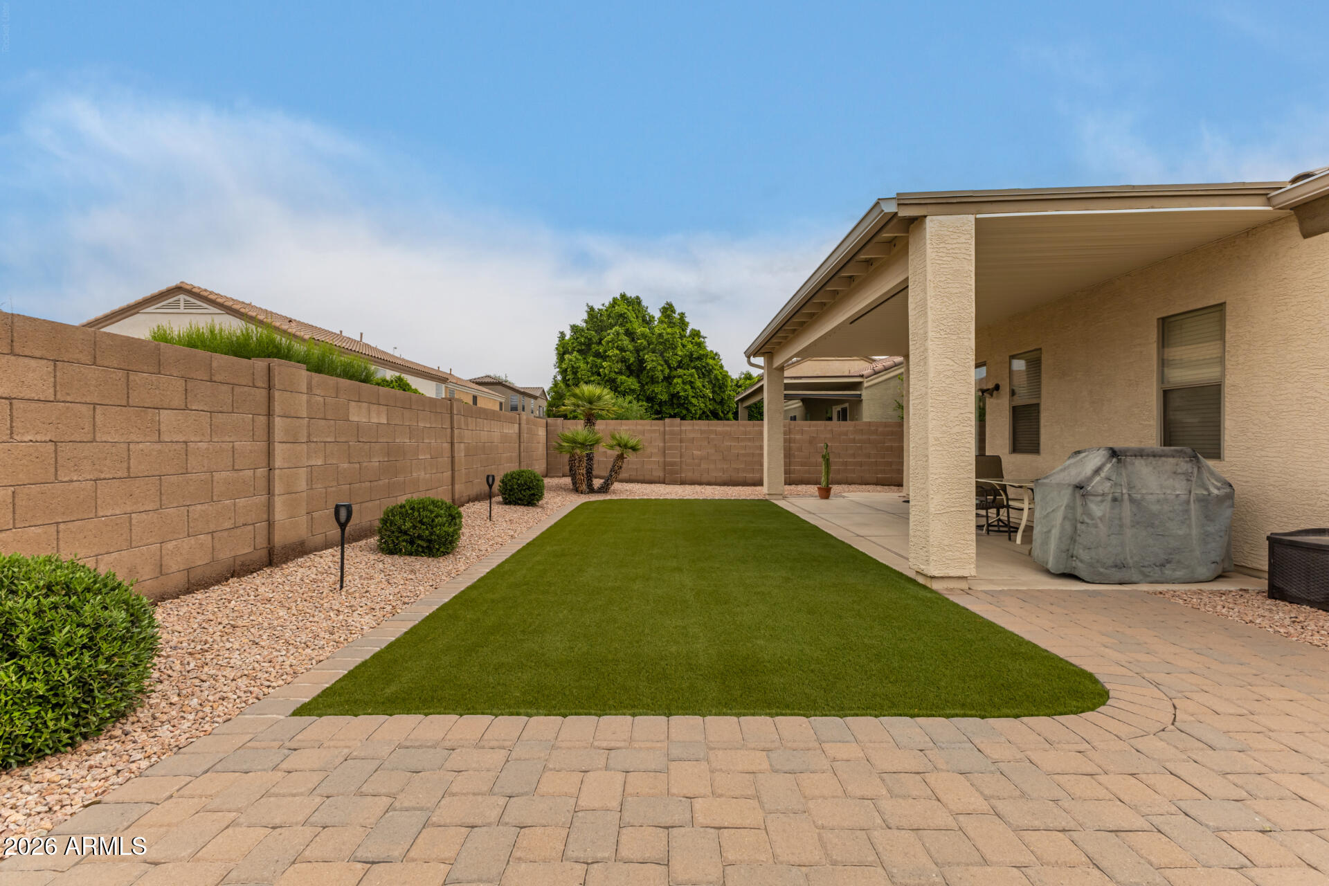 1114 W MULBERRY Drive