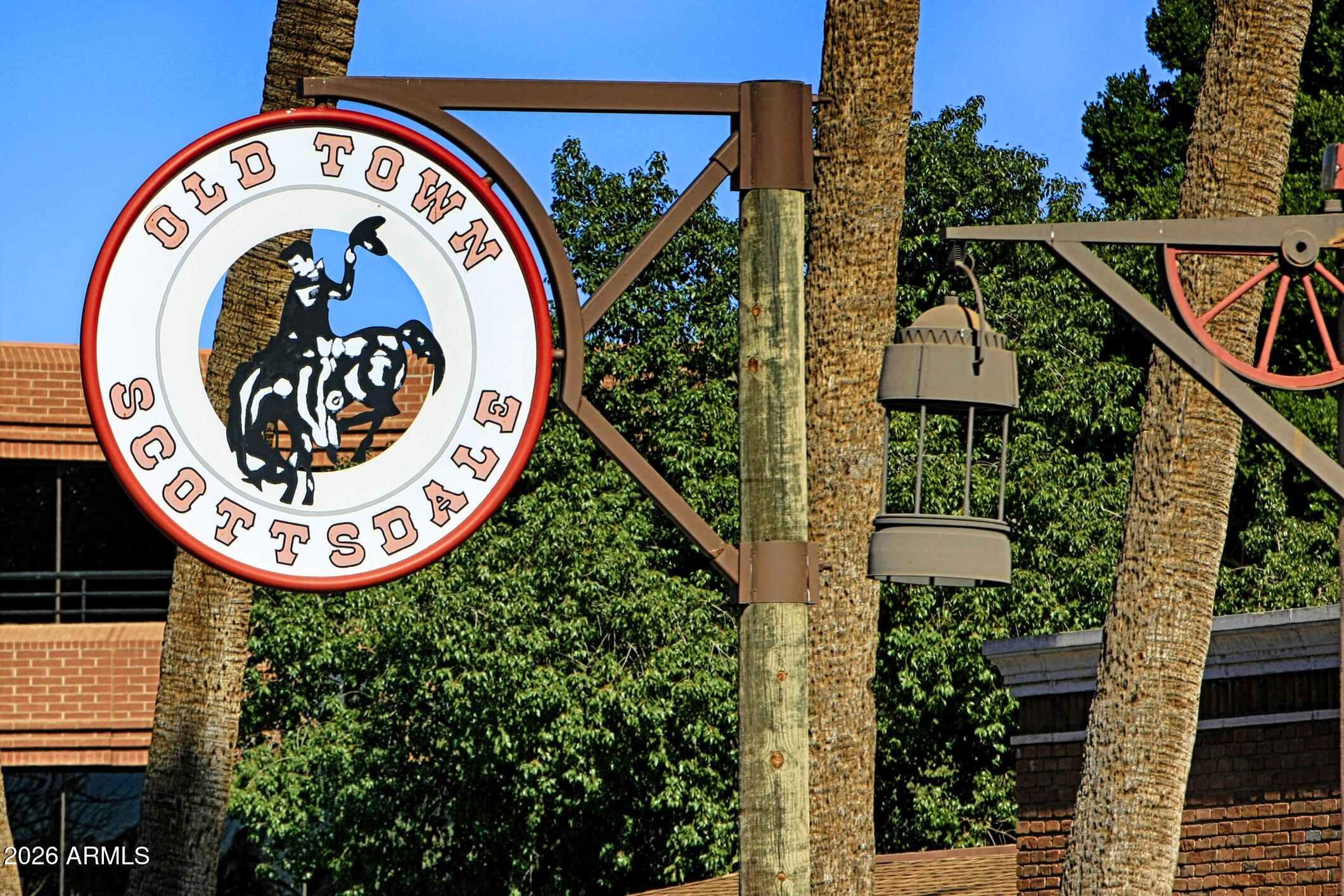 8319 E Bonnie Rose Avenue