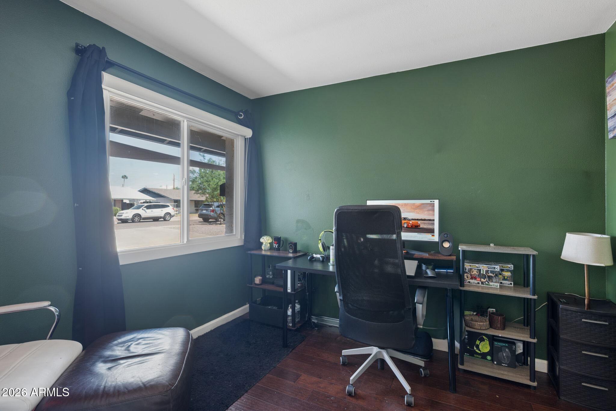 8319 E Bonnie Rose Avenue