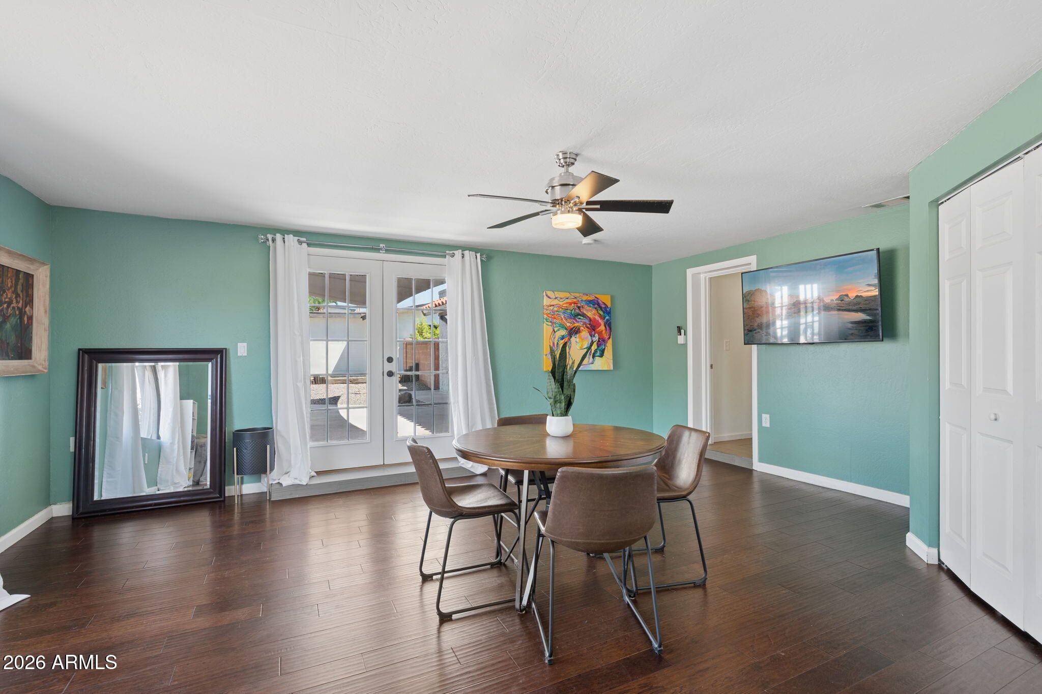 8319 E Bonnie Rose Avenue