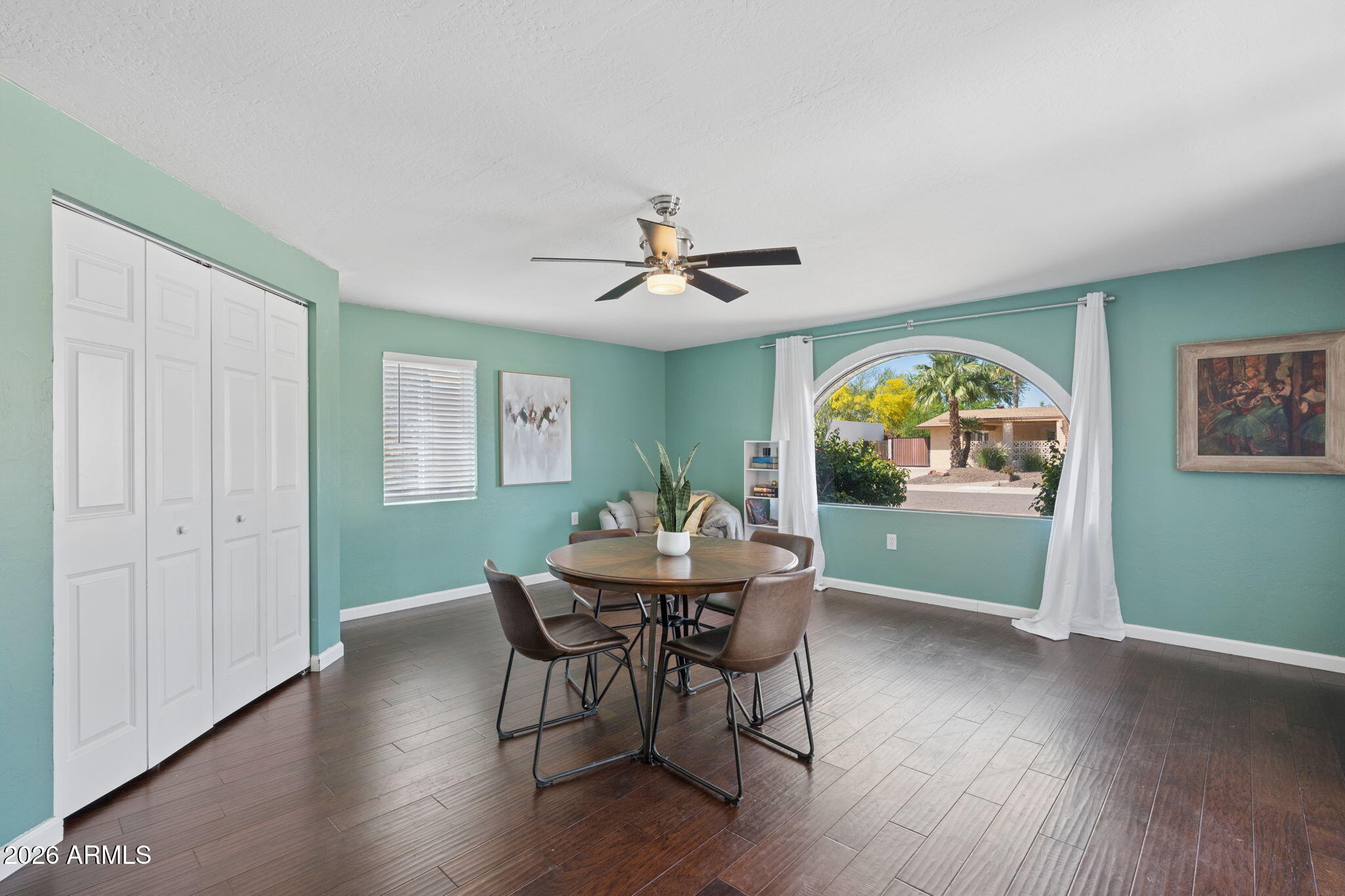 8319 E Bonnie Rose Avenue