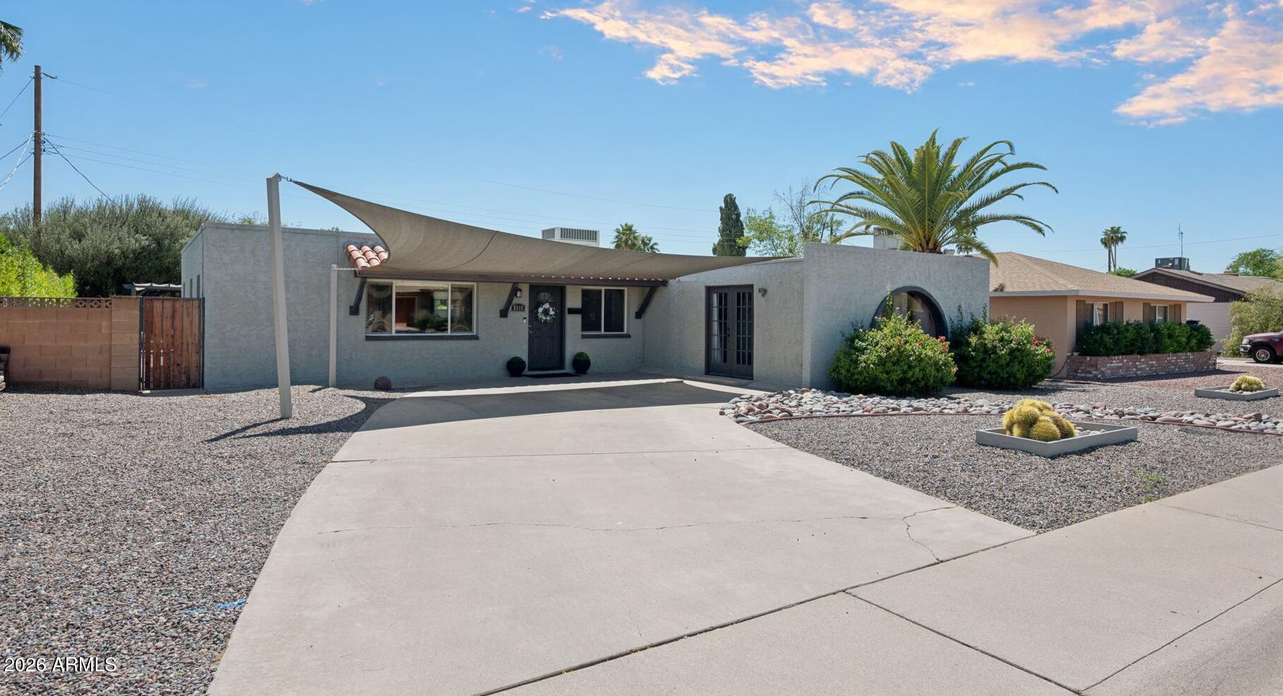 8319 E Bonnie Rose Avenue