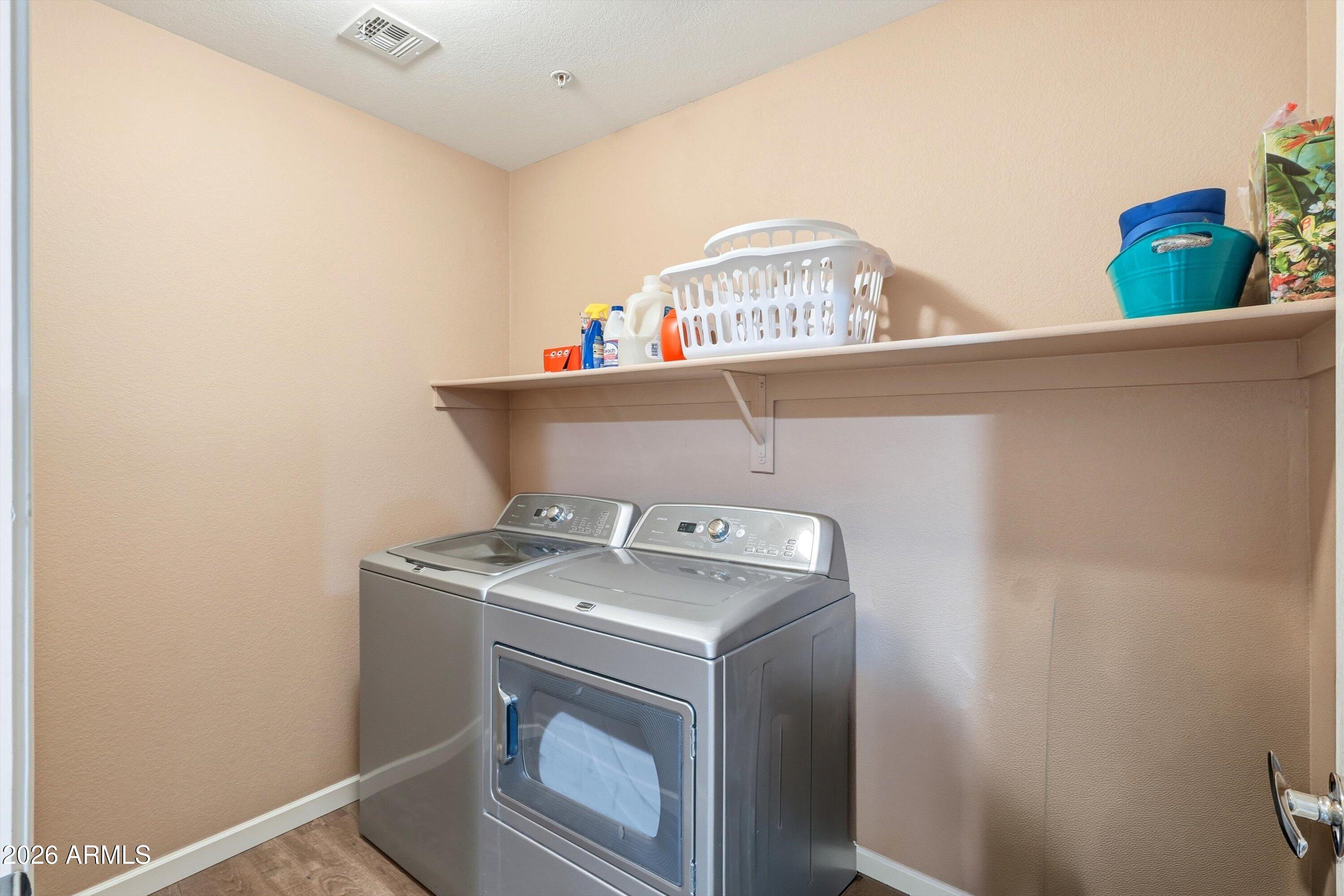 1350 S GREENFIELD Road 1049