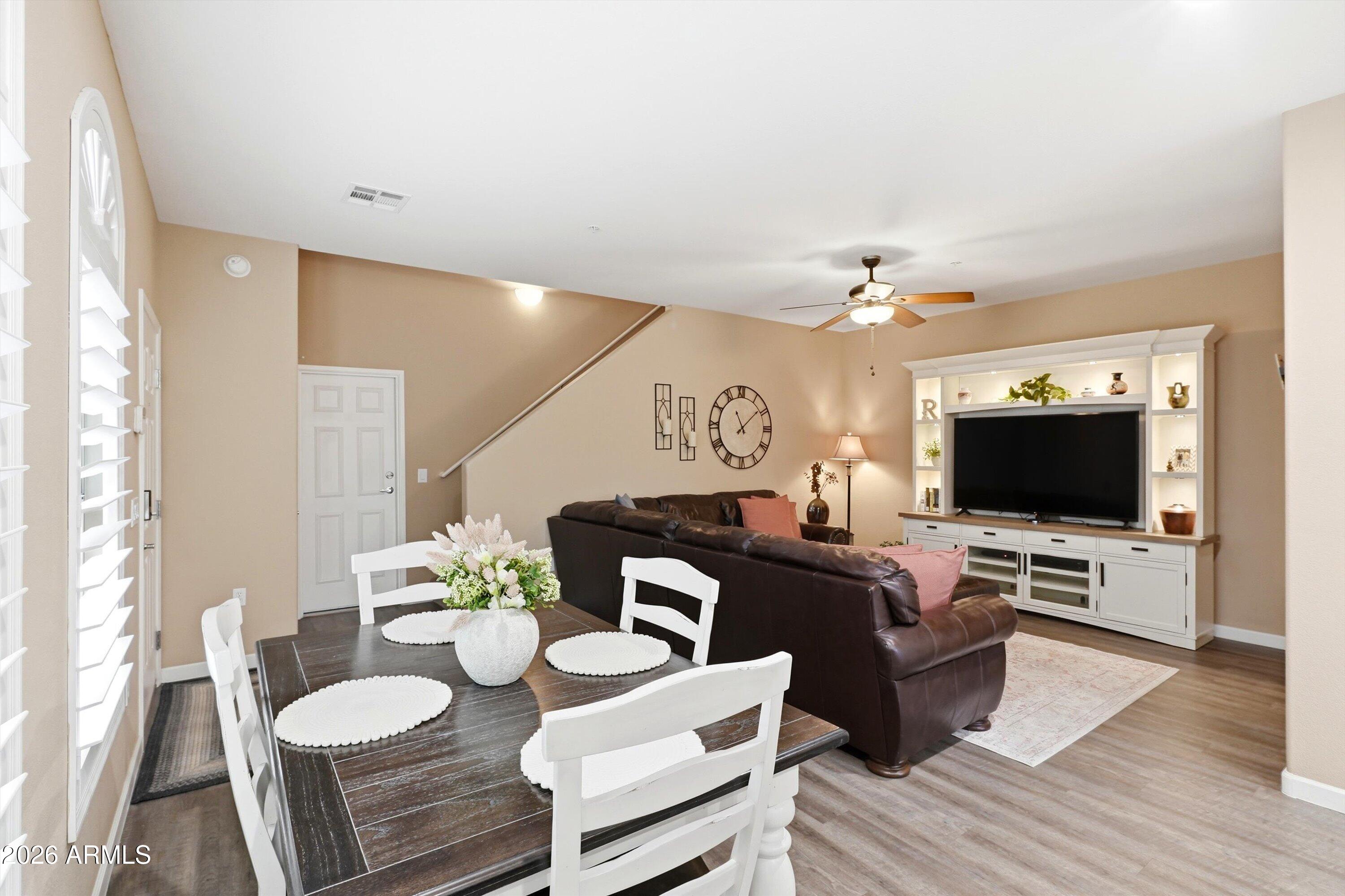 1350 S GREENFIELD Road 1049