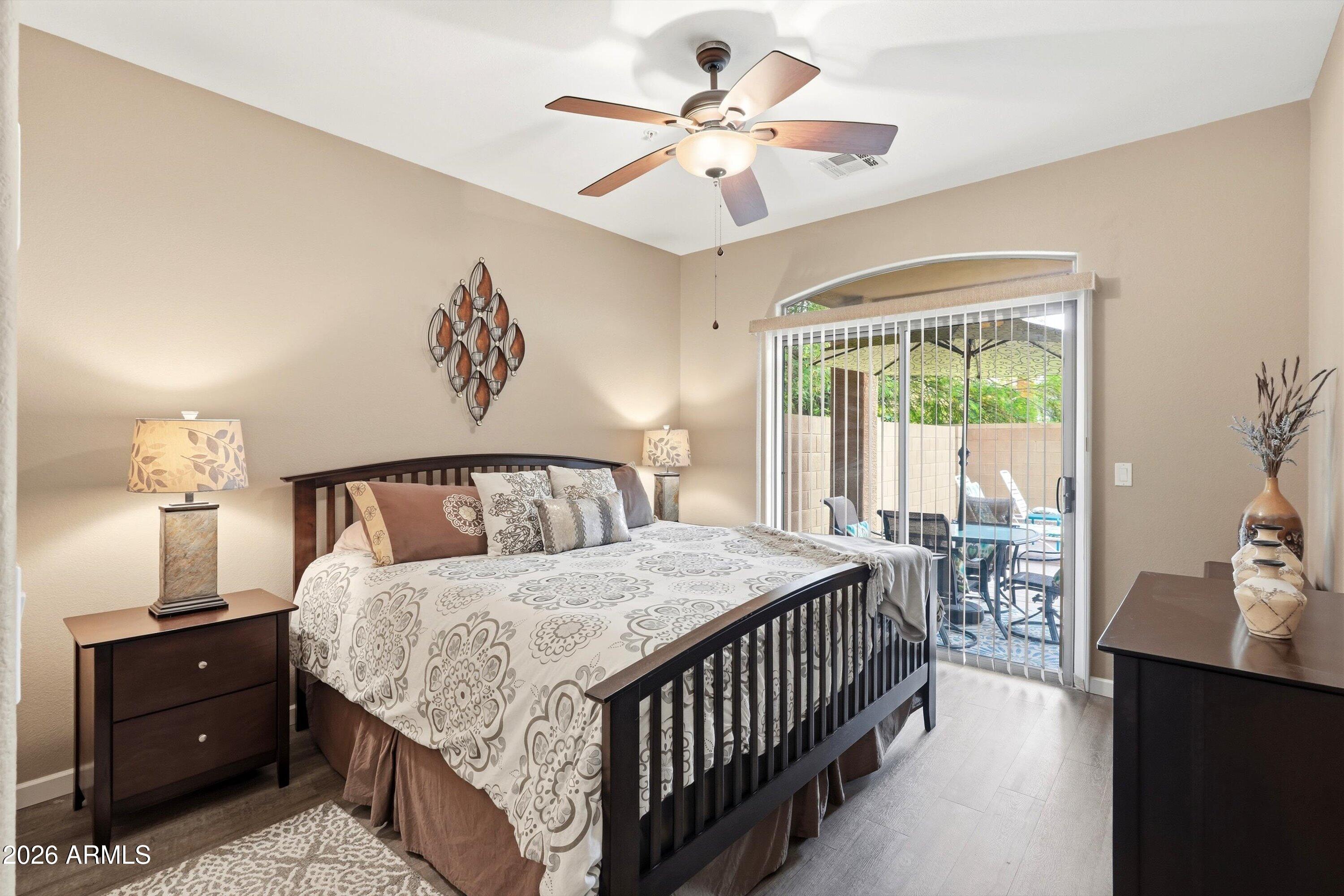 1350 S GREENFIELD Road 1049