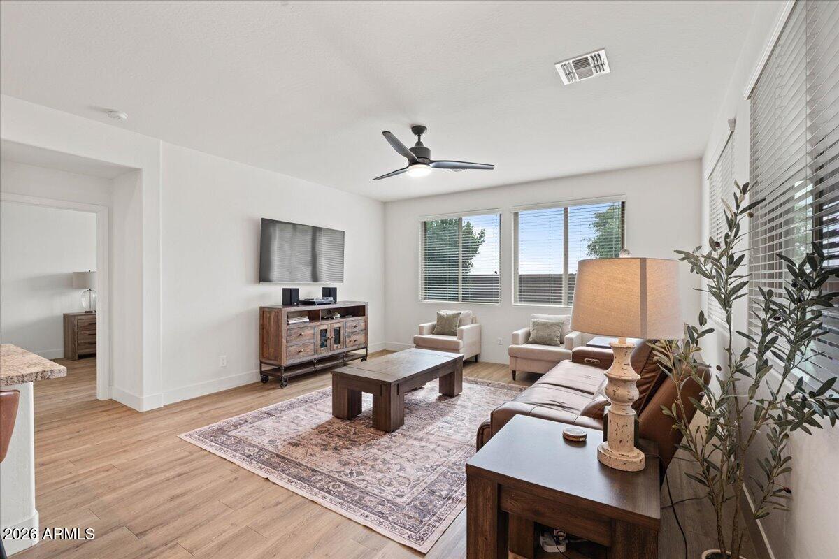 3462 N LOS ALAMOS
